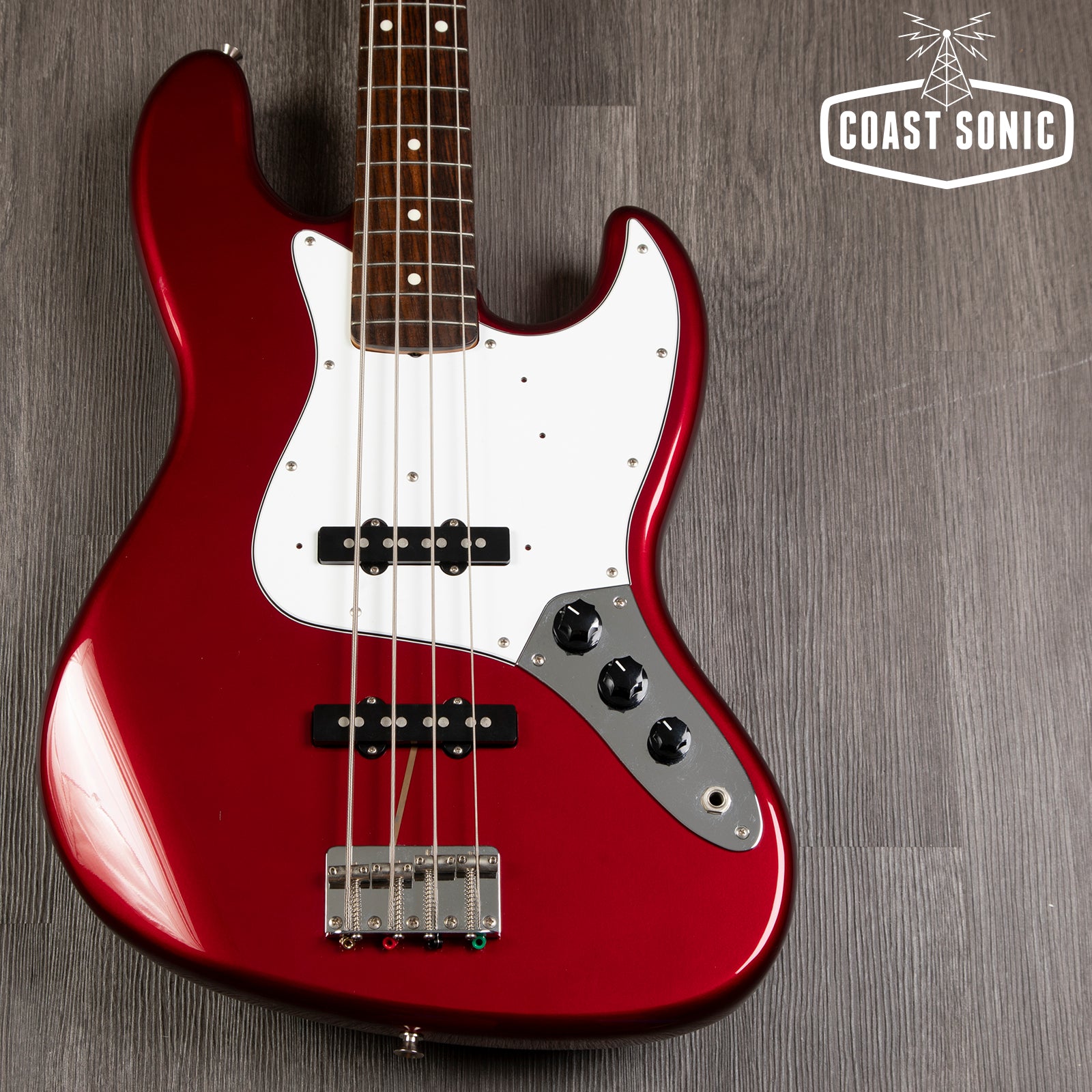 2002 Fender '62 Jazz Bass JB62-75US Crafted in Japan USA Pickups -  Candy Apple Red