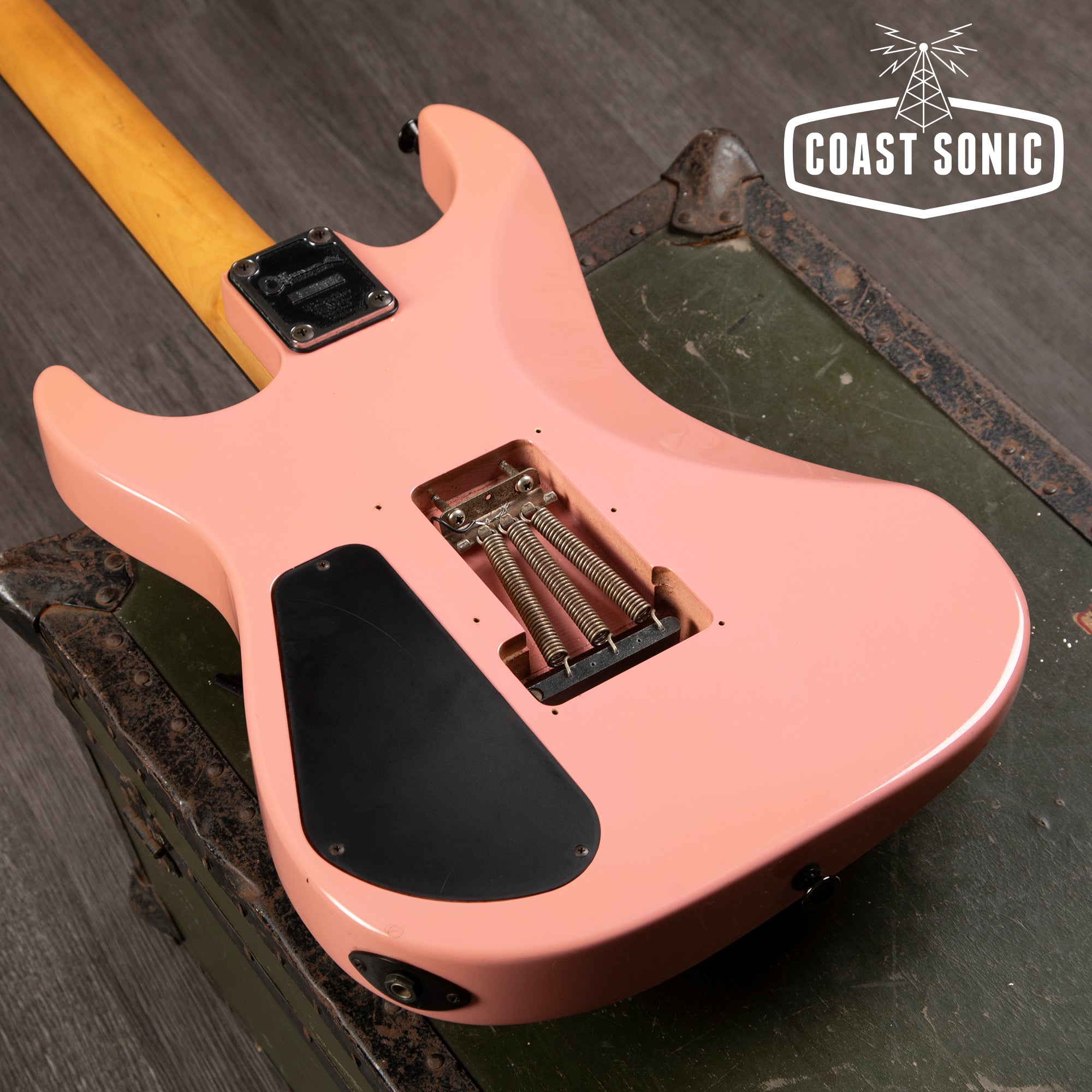 1990 Charvel by Jackson DK-065-SSH Model 3 Superstrat Shell Pink made in  Japan