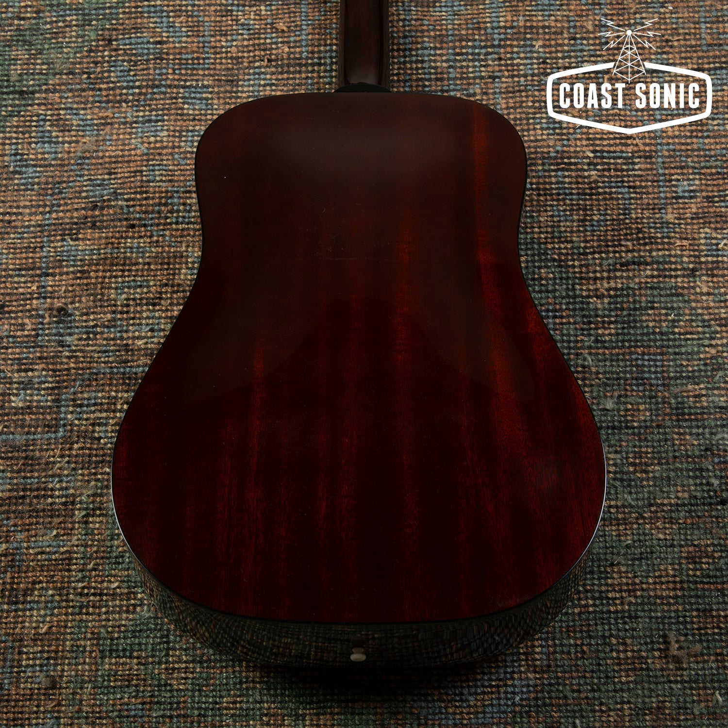 1979 Guild D25M Vintage Acoustic Guitar Dreadnought w/case, case prote