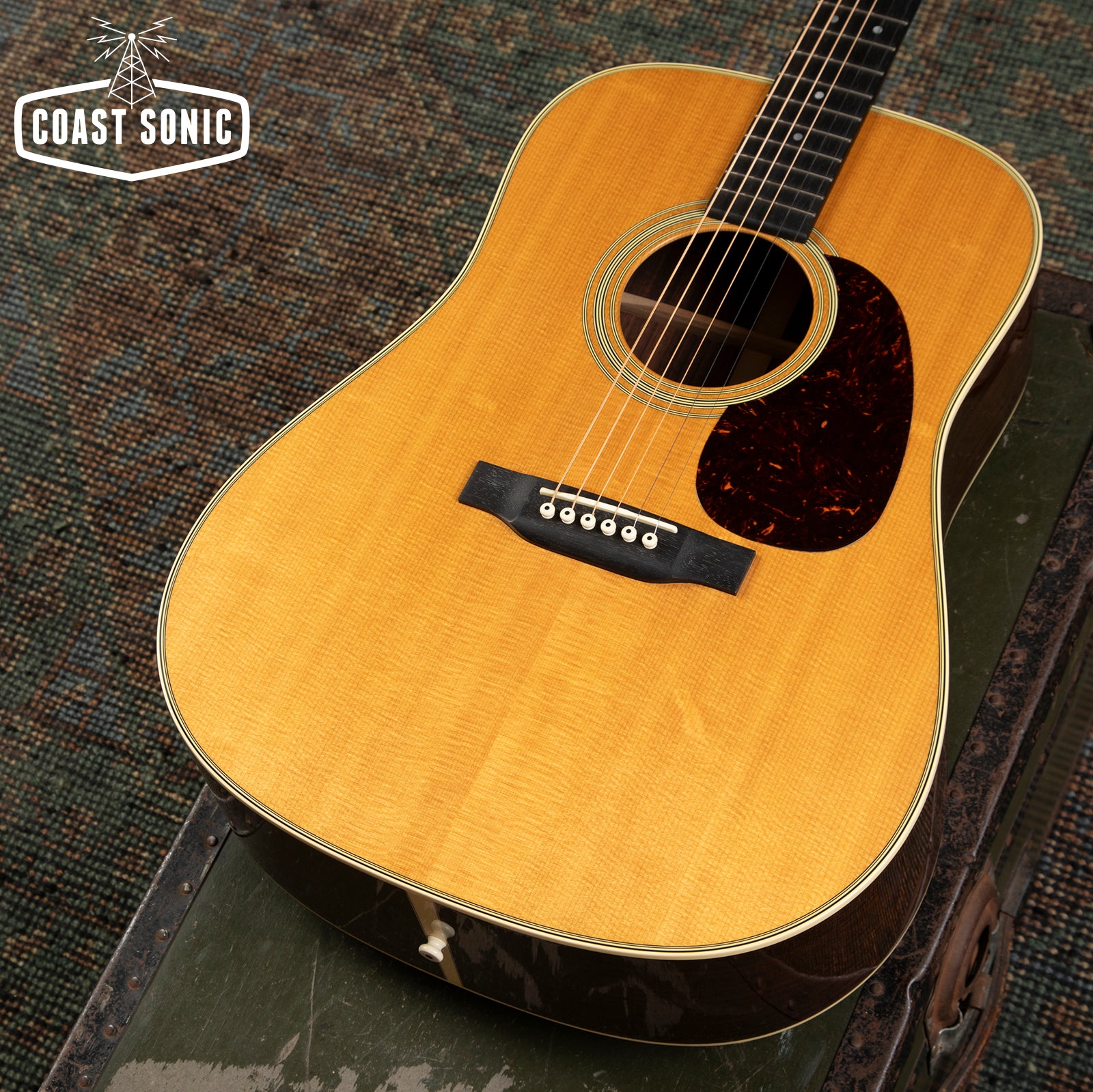 2001 Martin D-28 Standard Dreadnought