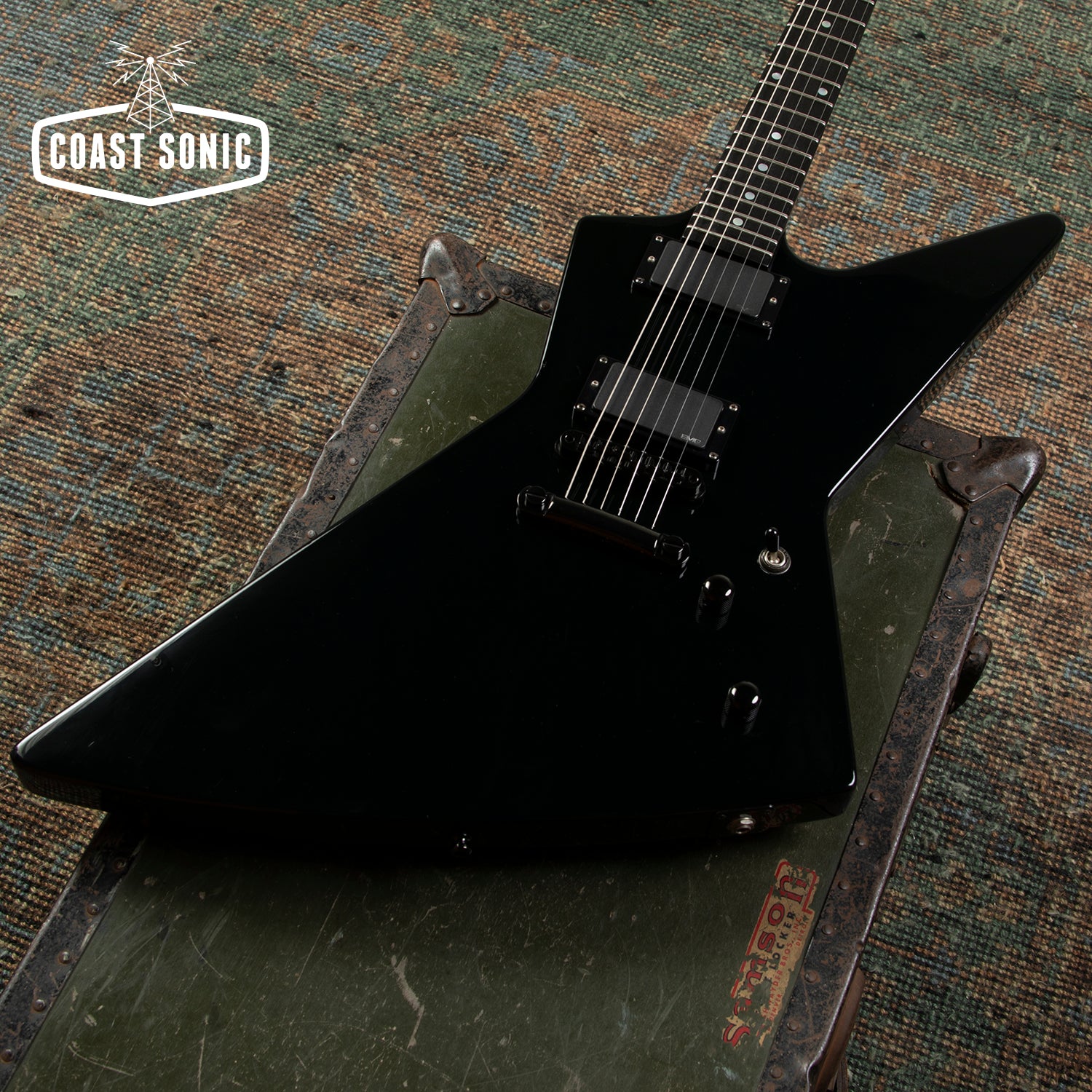 1999 ESP Custom Shop MX250 Explorer Made In Japan All Original EMG