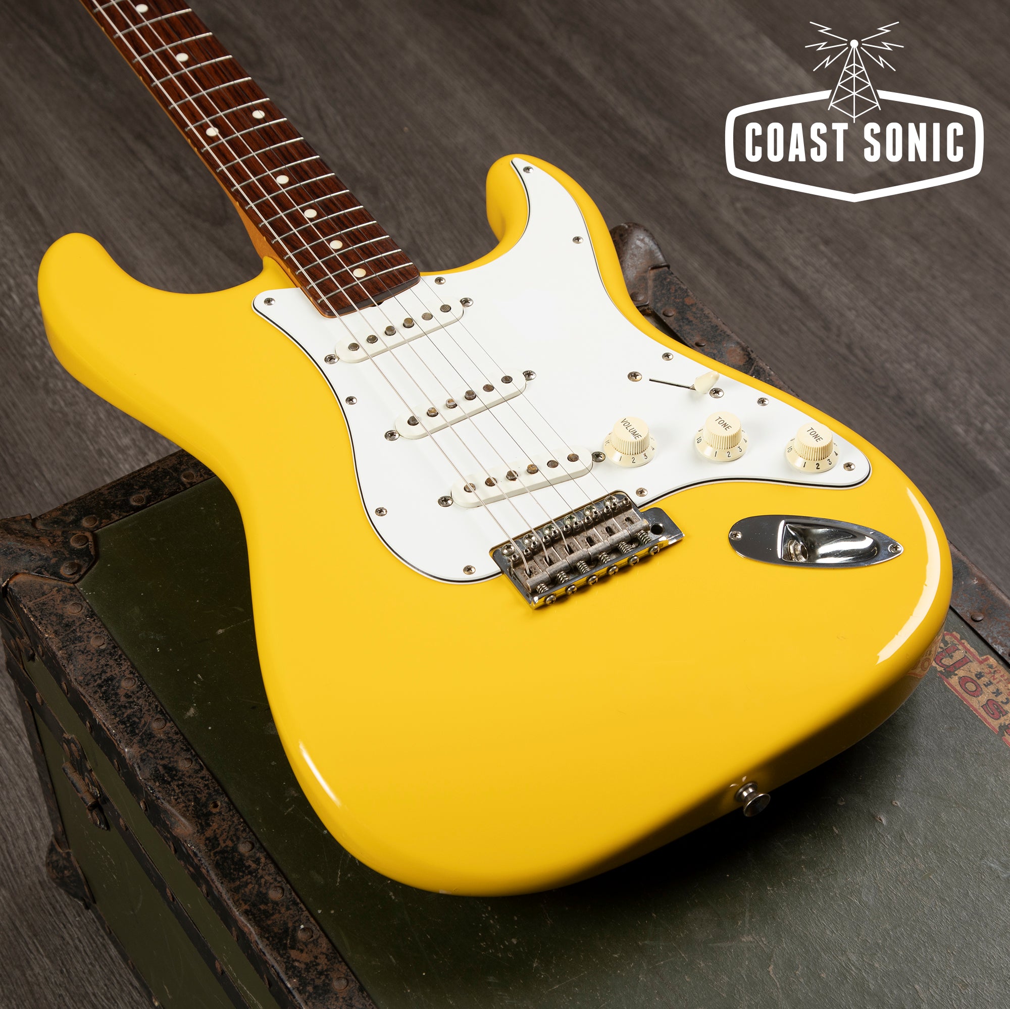 2008 Fender '62 Reissue Stratocaster ST62-TX MIJ W/USA Texas Specials Rare "Rebel Yellow"