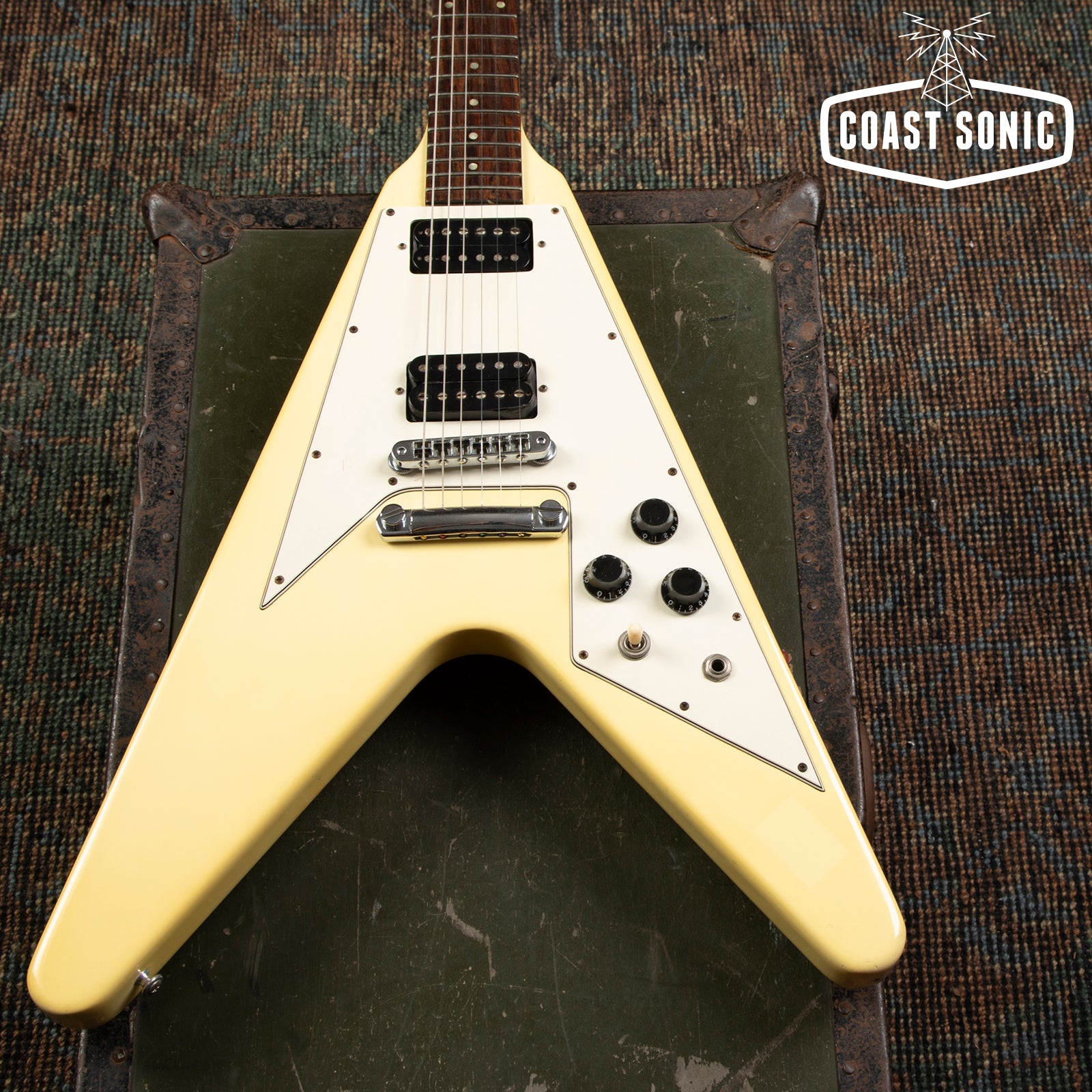 1993 Gibson Flying V '67 Reissue Alpine White w/ Case