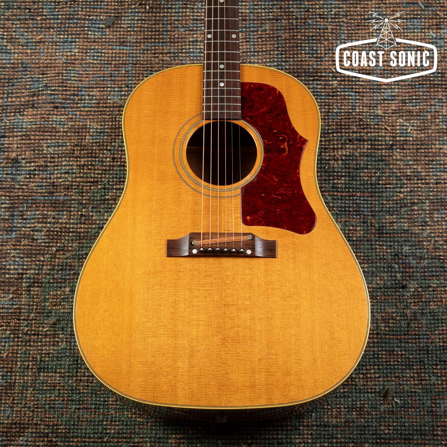 2001 Gibson J-50 ADJ vintage reissue Slope Shoulder Dreadnought Acoust