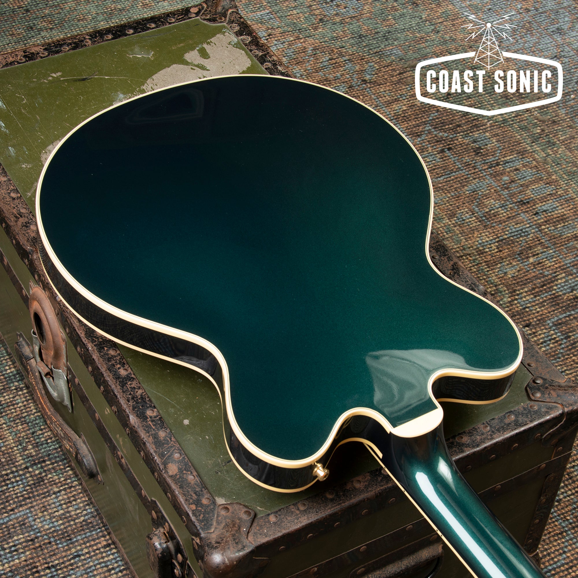 Gretsch Broadkaster Cadillac G2622 V-Stoptail G6609TG グリーンアメジスト カーブド ハート 6pc 【M-152-3】 Gretsch Broadkaster Cadillac G2622 V-Stoptail G6609TG グリーンアメジスト カーブド ハート 6pc 【M-152-3】