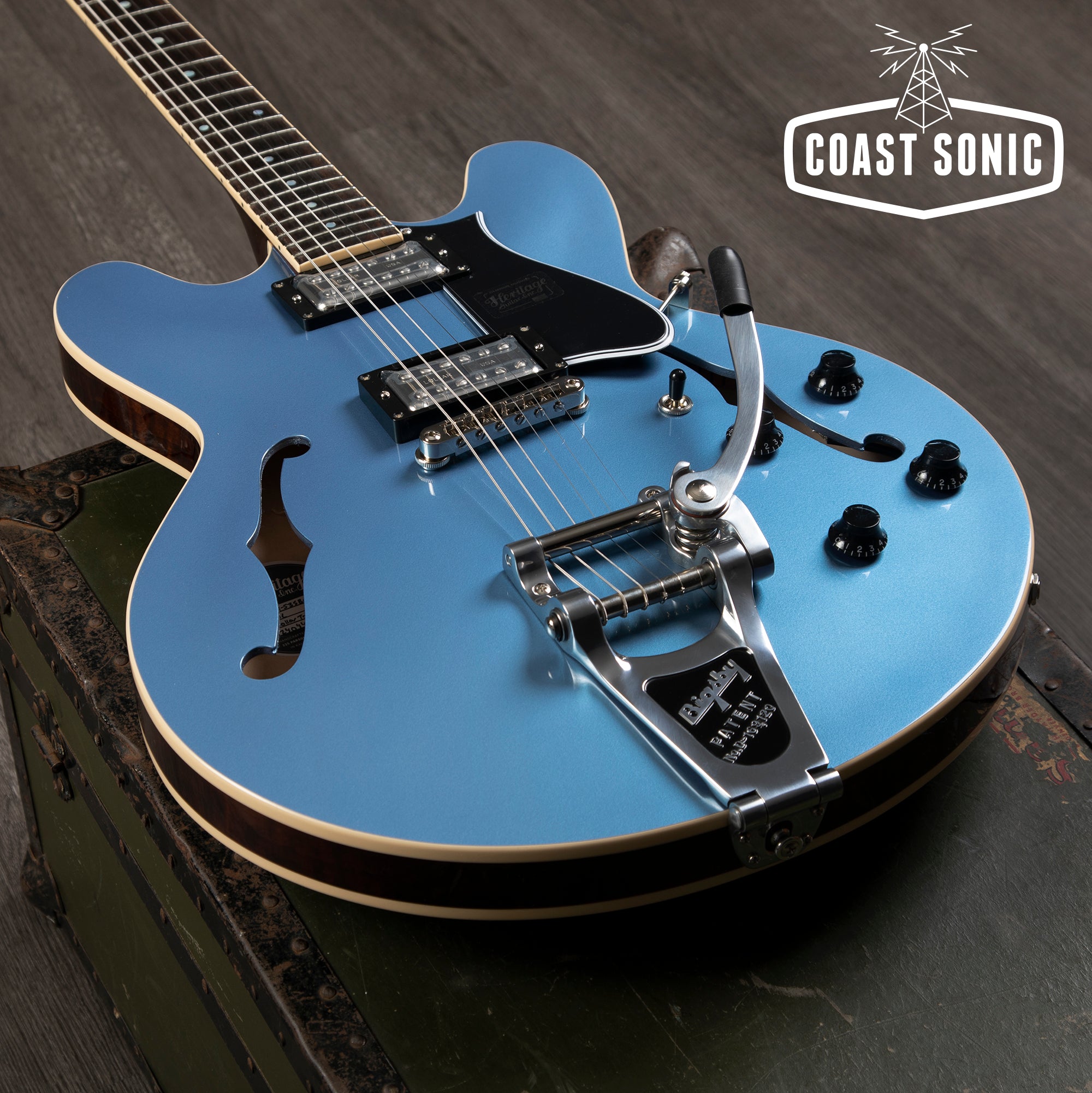 Heritage Guitars Standard H-535 LTD ED. Pelham Blue Top w/bigsby &  Lollartrons