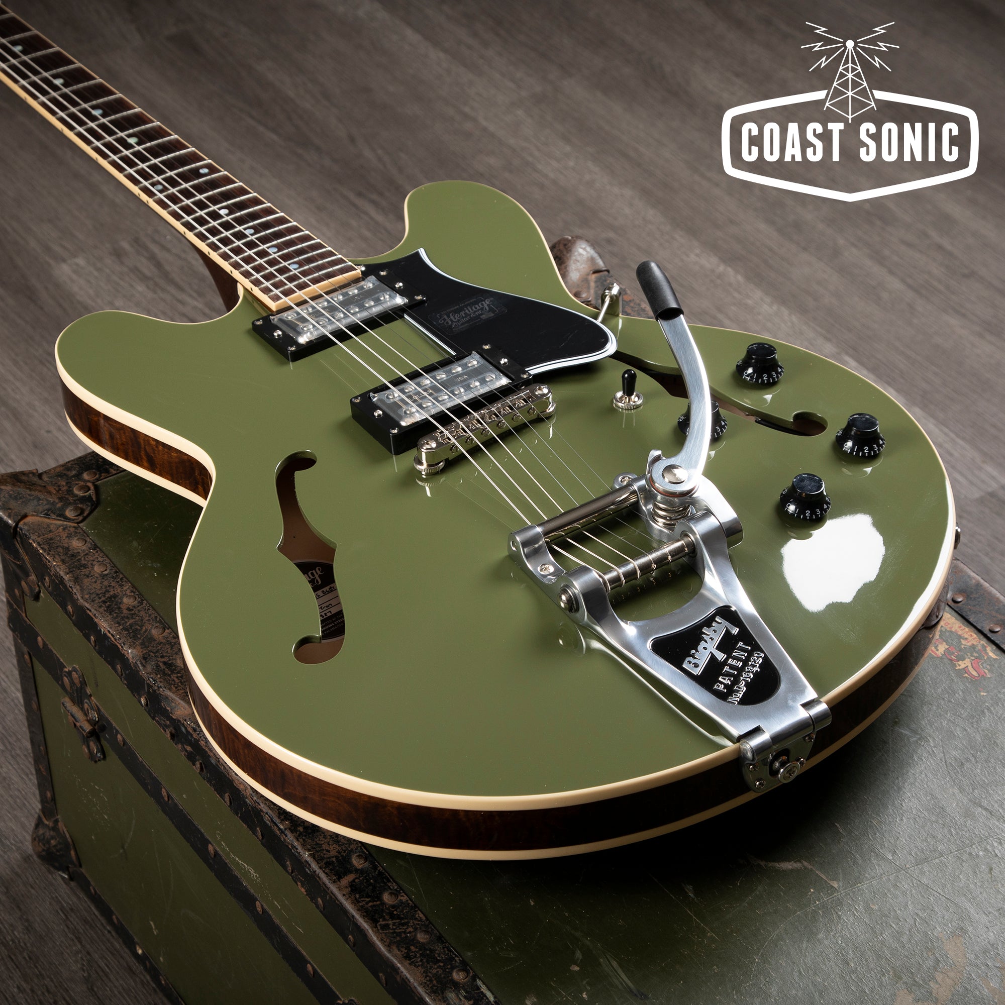 Heritage Guitars Standard H-535 LTD ED. Olive Green Top w/bigsby & Lollartrons