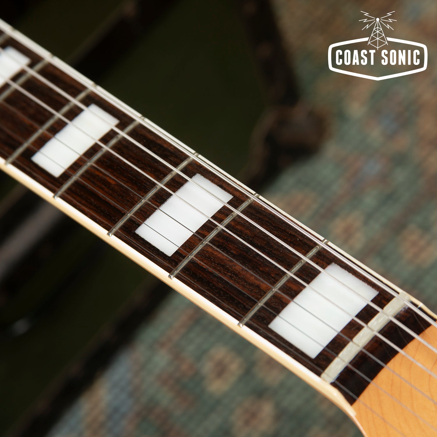 2023 Fender Traditional Late 60s Jaguar Made in Japan w/ case