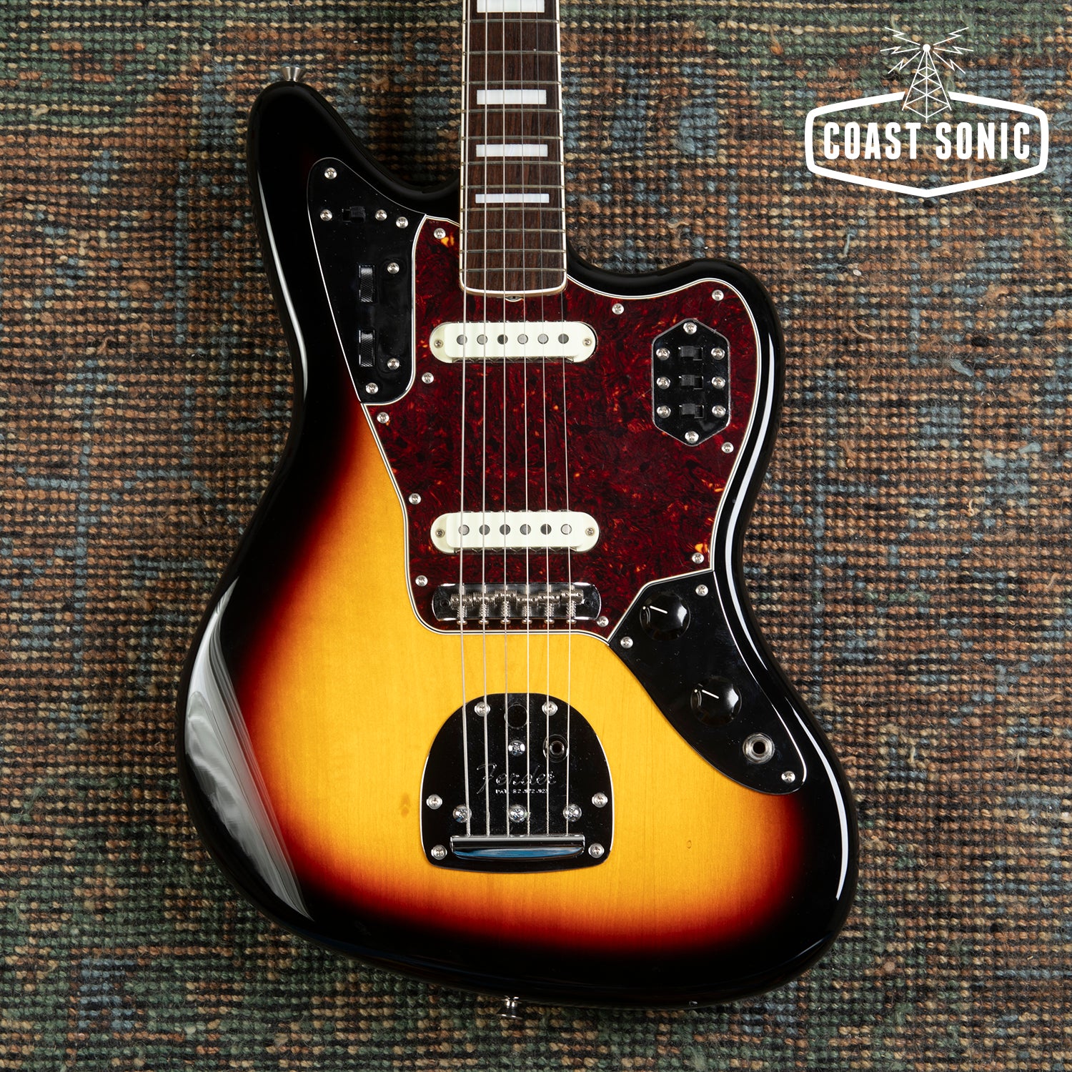 ギター Fender 2023 Traditional Late 60s Jaguar 2023 Fender Traditional Late 60s Jaguar Made in Japan w/ case