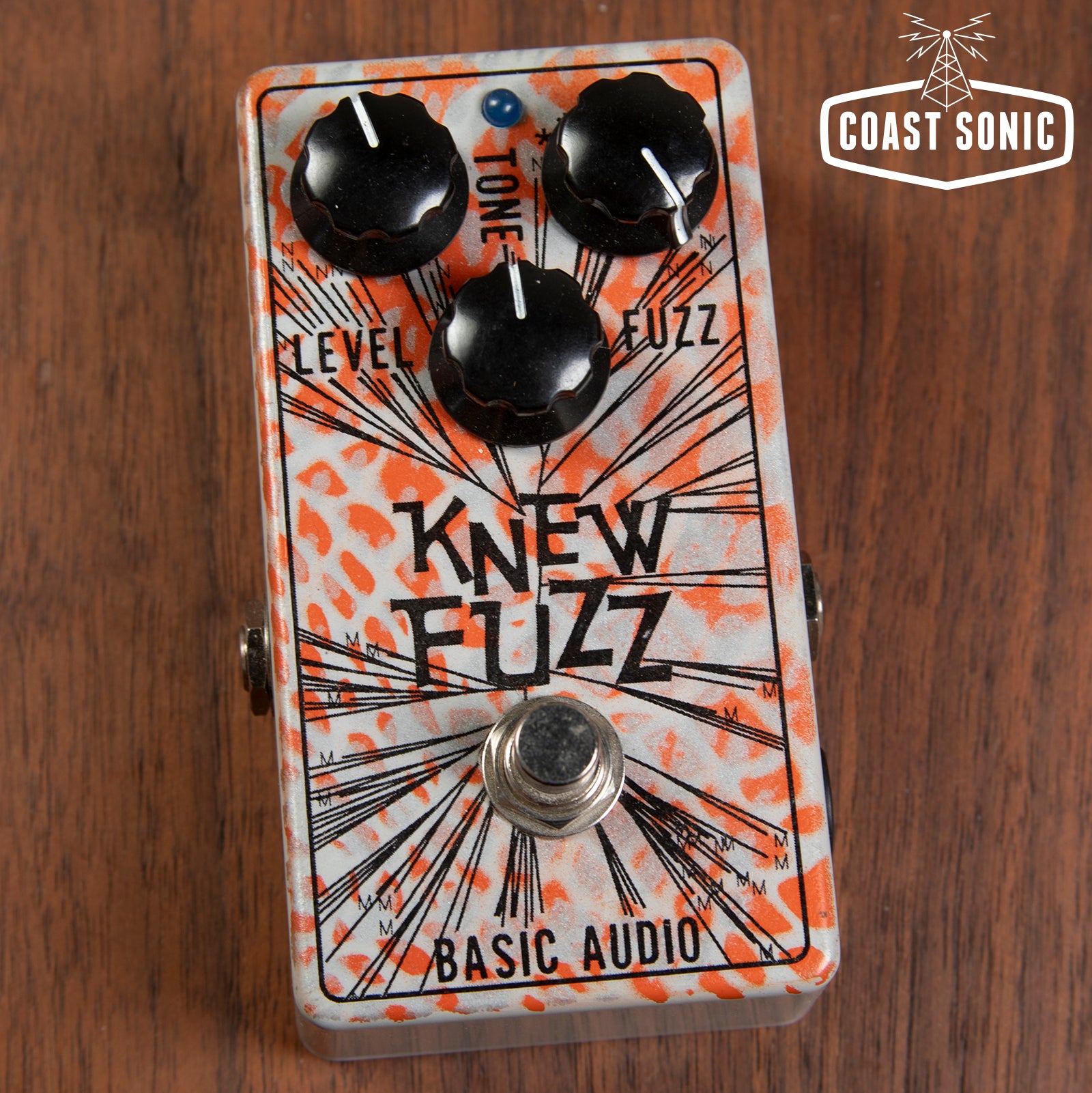 KNEWFUZZ.jpg?crop=region&