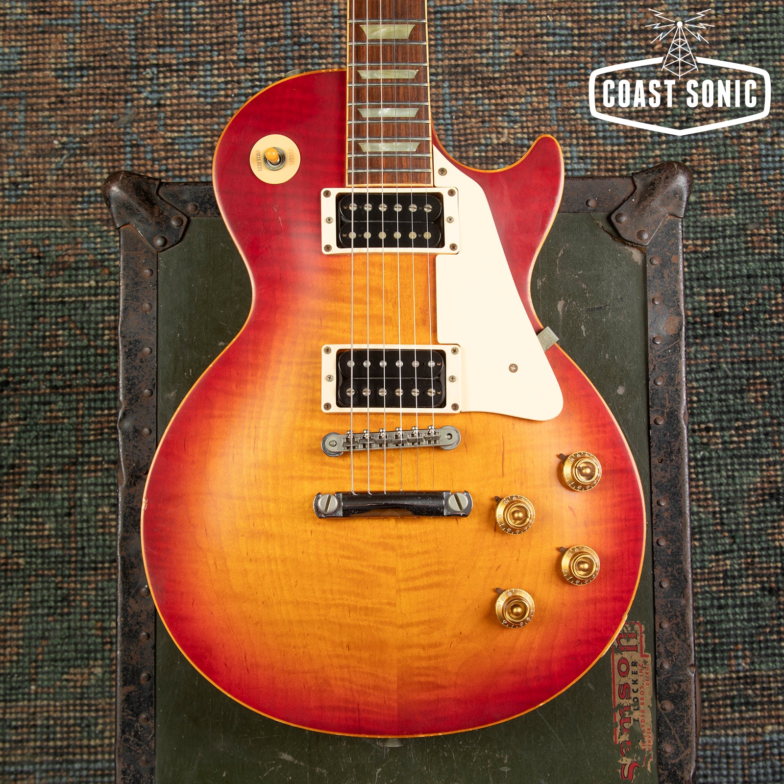 【ビンテージ】 Gibson Les Paul Classic 1994 Gibson Les Paul Classic Plus w/ Original Hard Case - Heritage Che