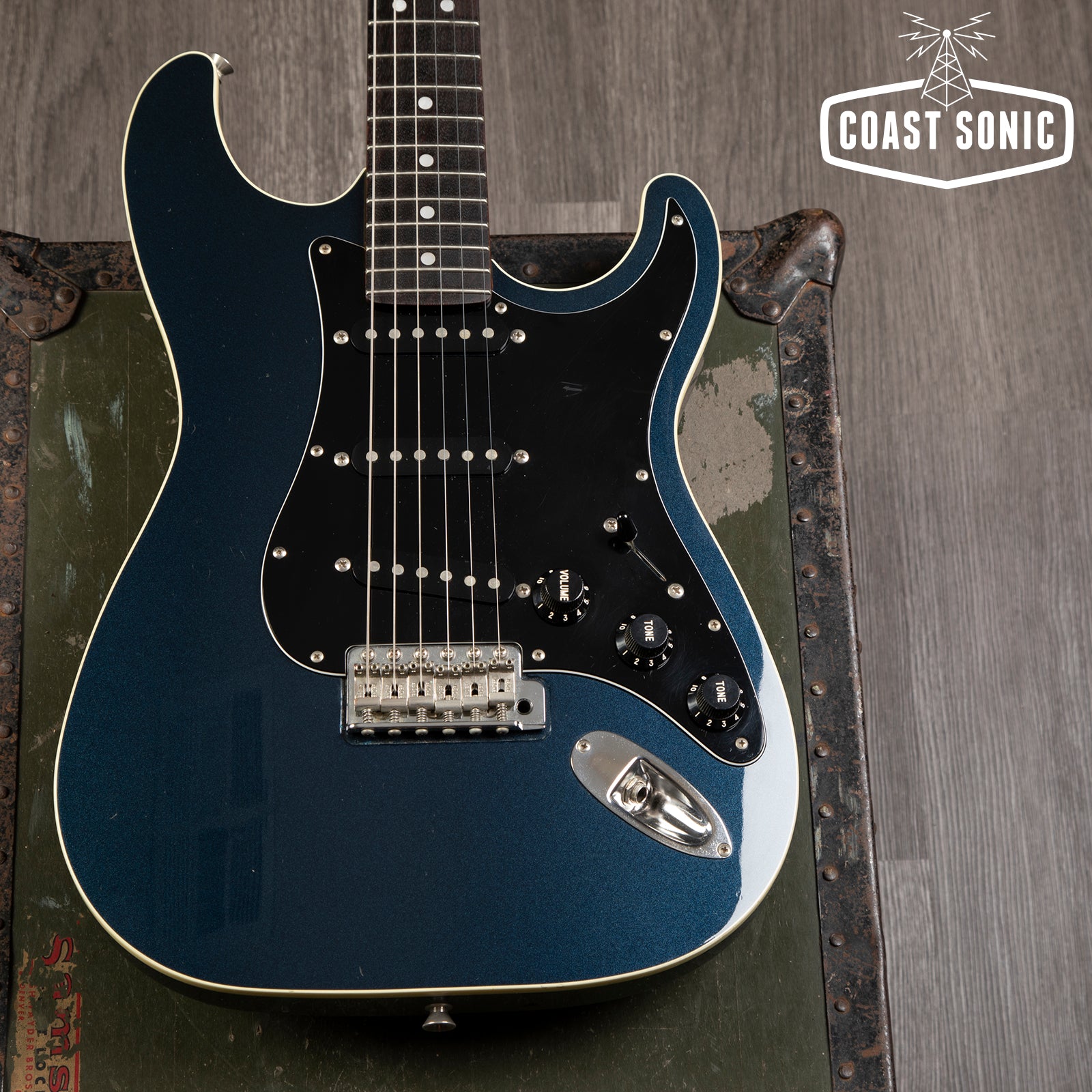 2010 Fender Aerodyne Stratocaster AST-M made in Japan 24 3/4 scale length  Midnight Blue Metallic