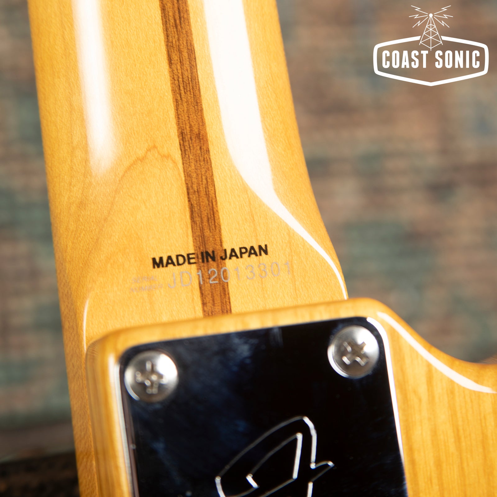 2012 Fender '70s Reissue Mustang MG77 Made in Japan *near mint*