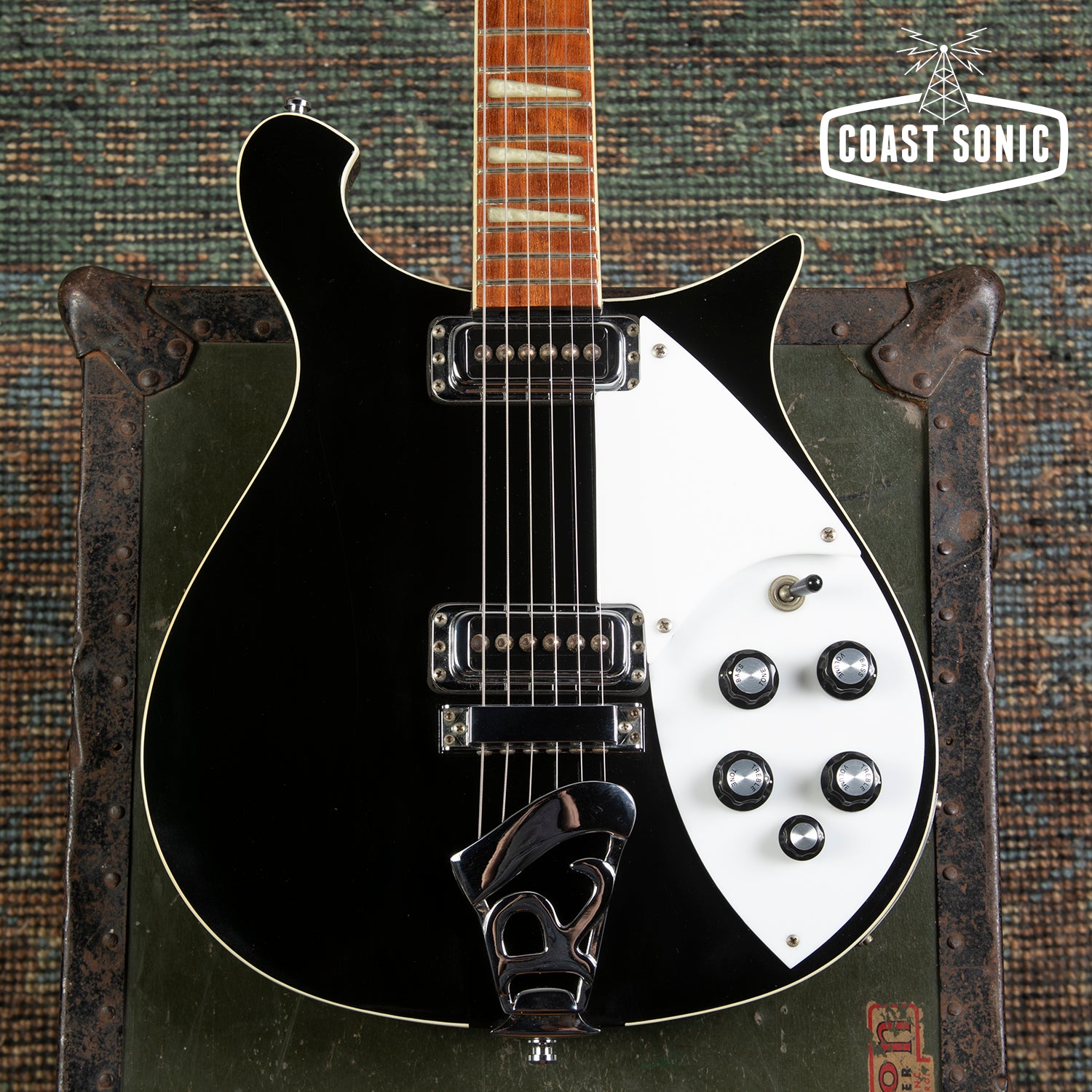 2001 Rickenbacker 620 Jetglo w/ original case & docs