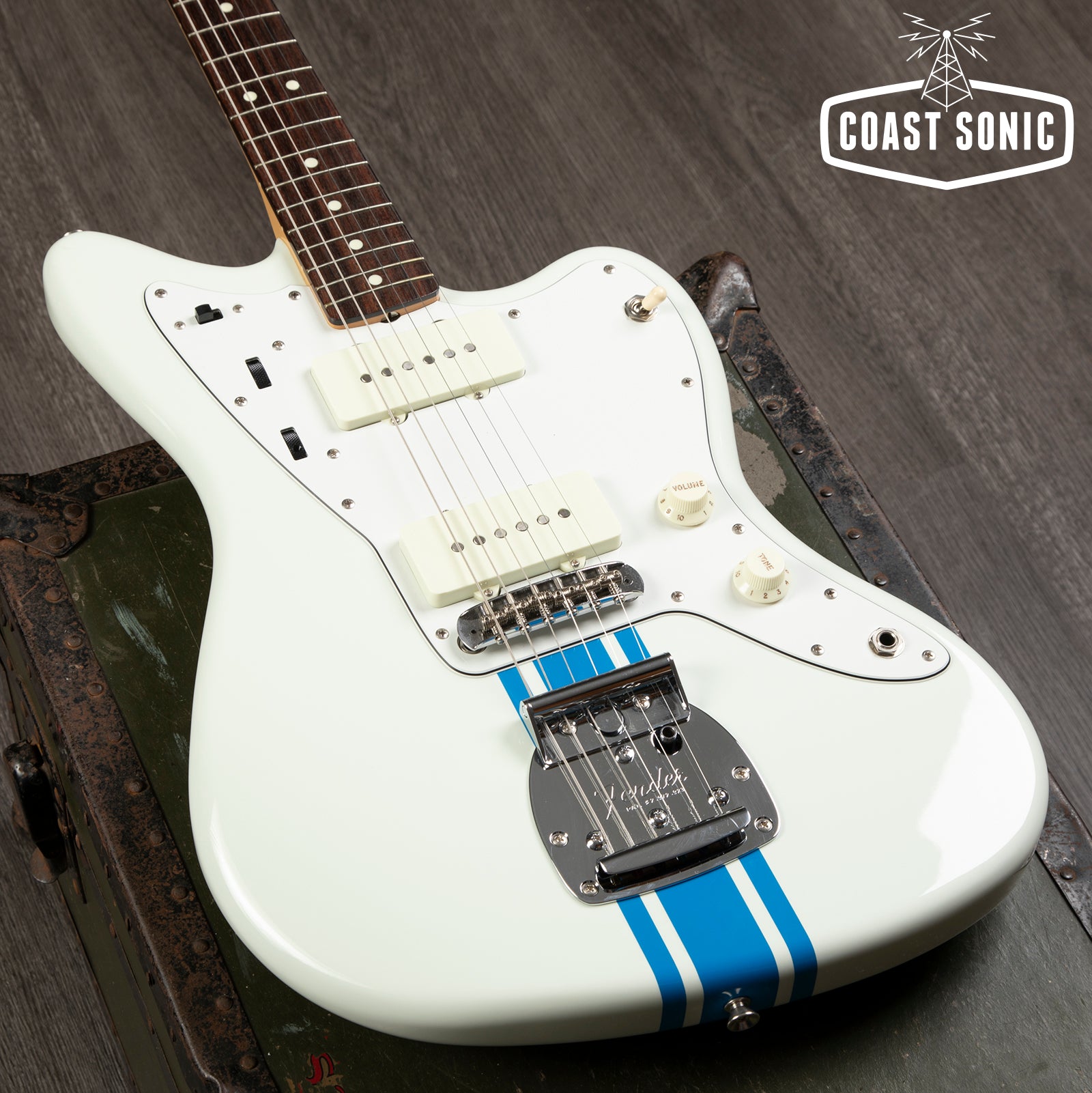 2023 Limited Edition Fender Made in Japan Traditional 60's Jazzmaster Olympic - White w/ Blue Competition Stripe