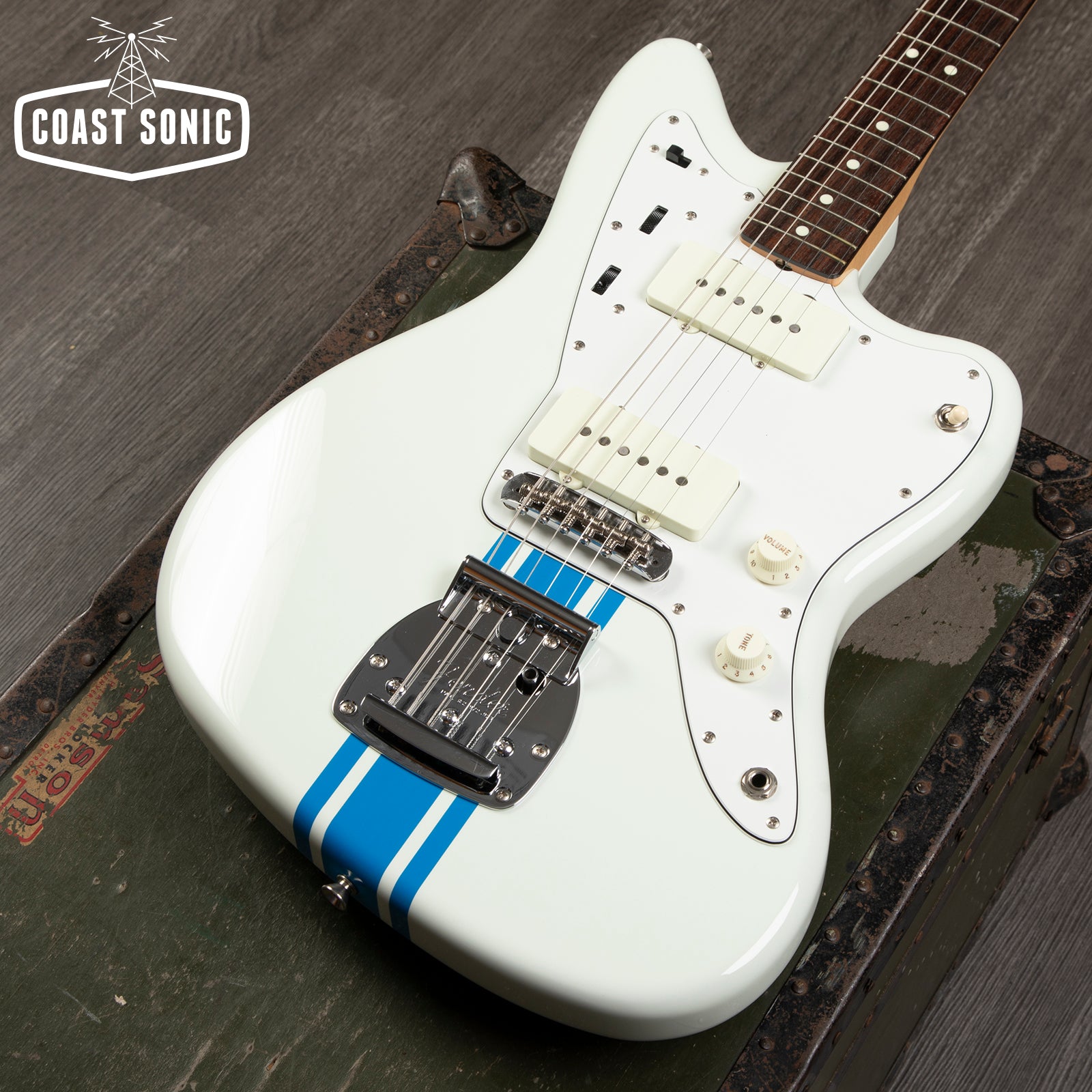 2023 Limited Edition Fender Made in Japan Traditional 60's Jazzmaster Olympic - White w/ Blue Competition Stripe