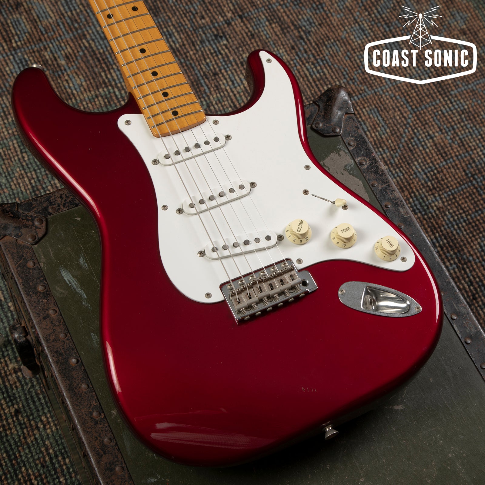 2009 Fender ST-57US '57 Reissue Stratocaster Made in Japan - Candy Apple Red