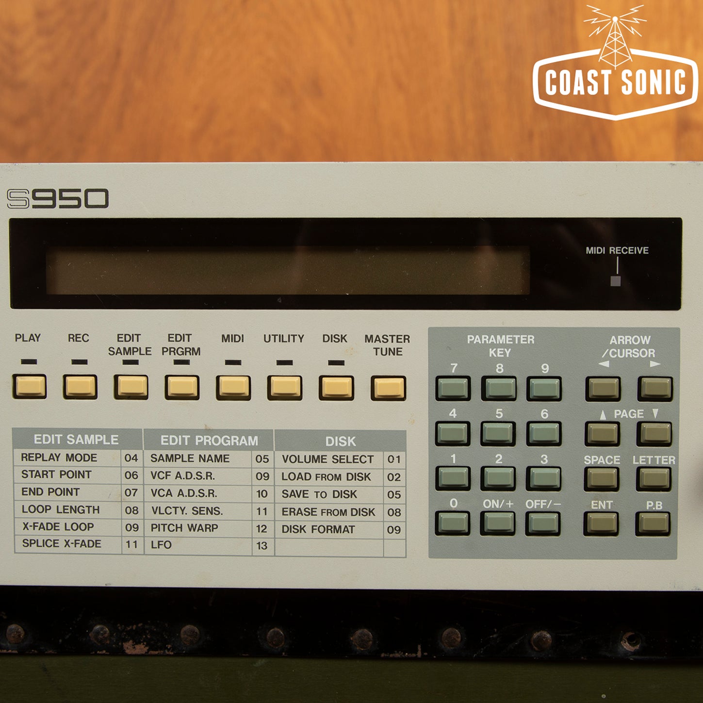1988 Akai S950 MIDI Digital Sampler