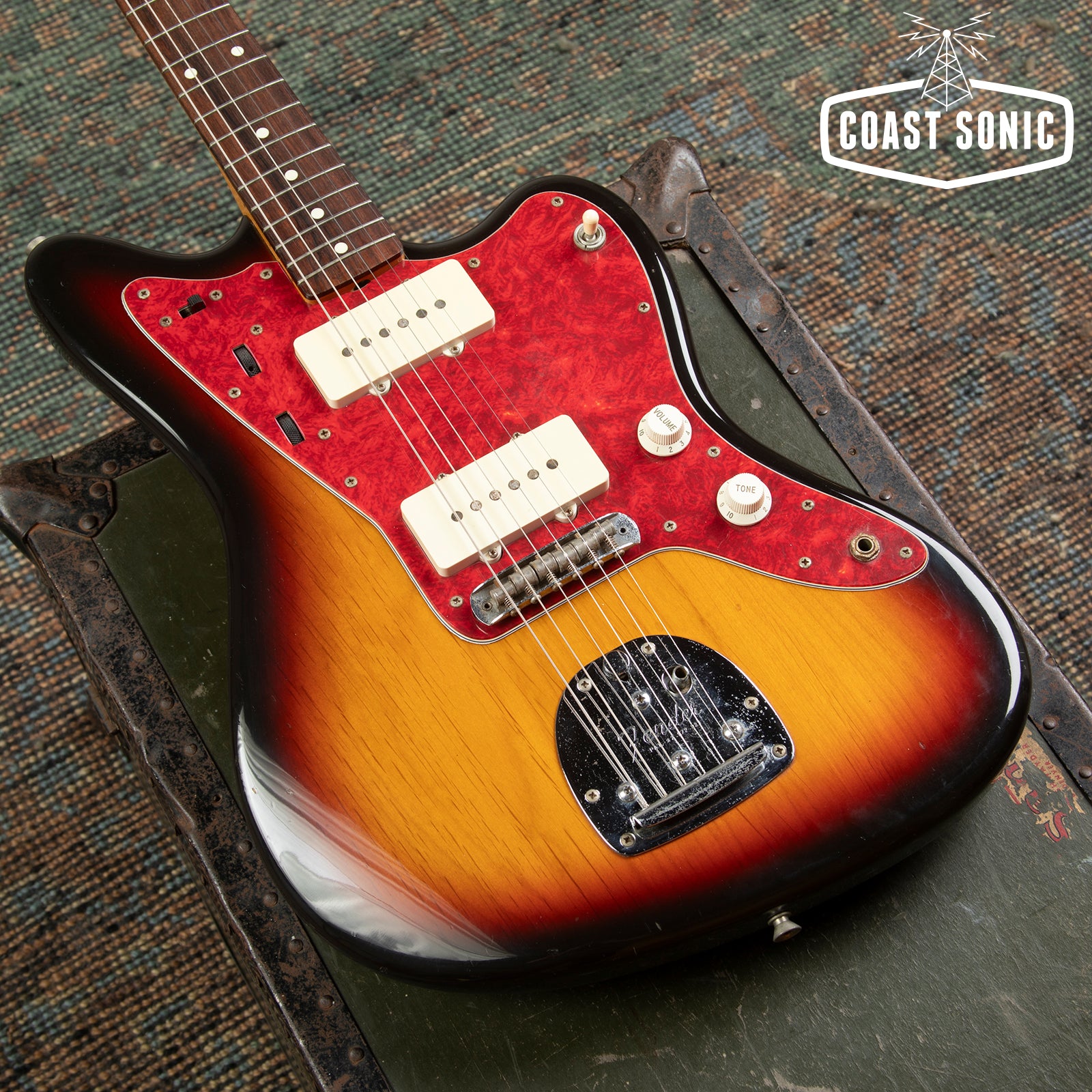 1997 Fender '62 Reissue Jazzmaster Crafted in Japan - Sunburst