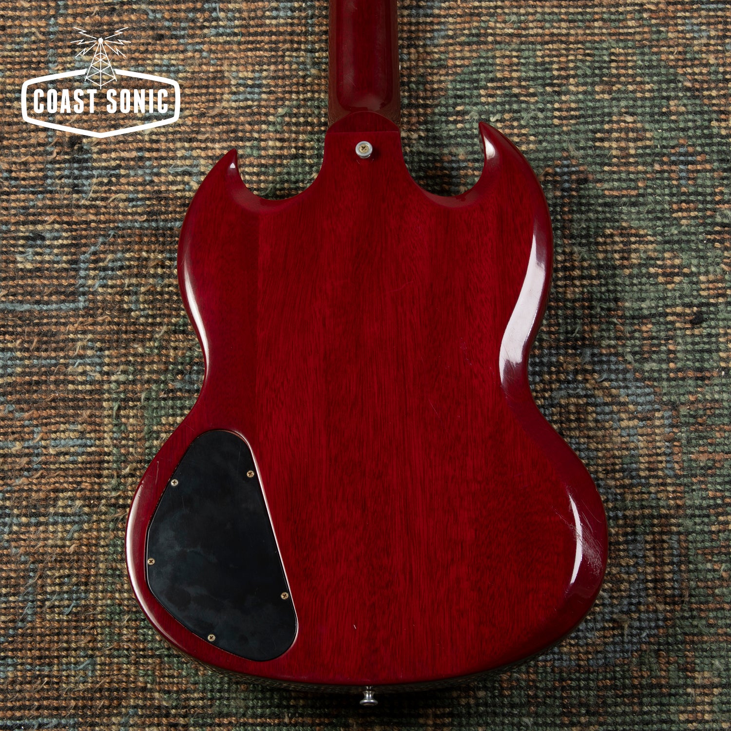 1997 Gibson SG Standard, heritage cherry, w/hard case 1997 Gibson SG Standard, heritage cherry, w/hard case