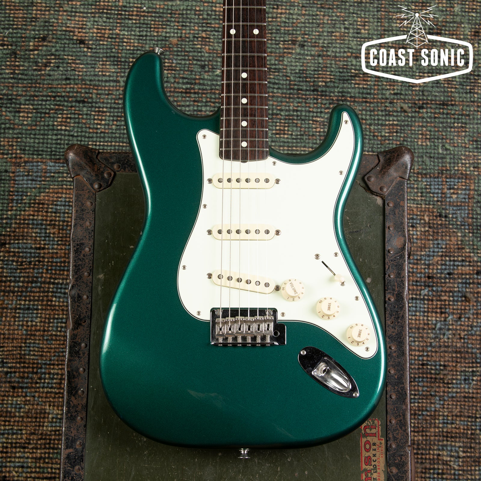 2017 Fender Hybrid 60's Stratocaster made in Japan -Sherwood Green Met