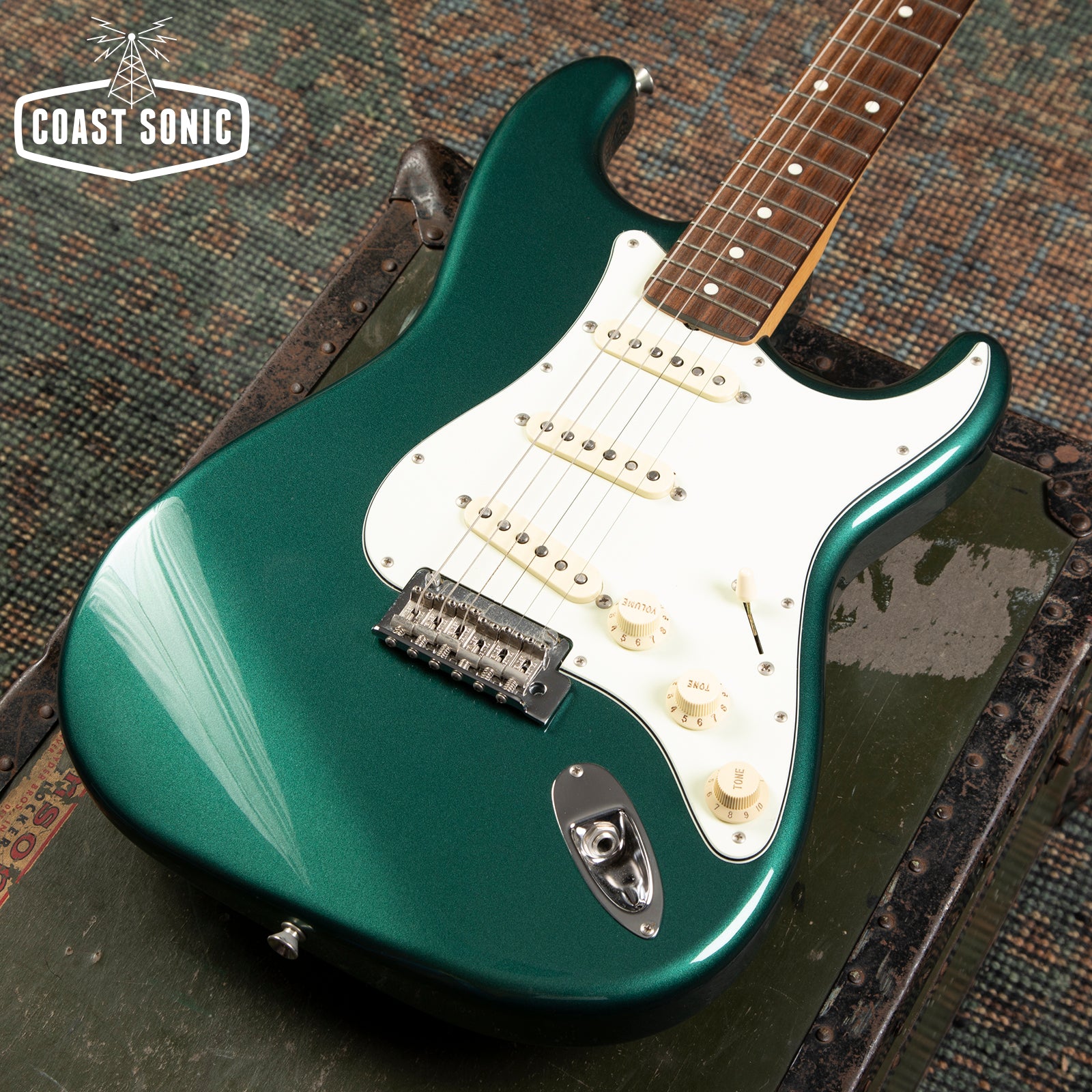 2019 Fender Hybrid 60's Stratocaster made in Japan -Sherwood Green Metallic