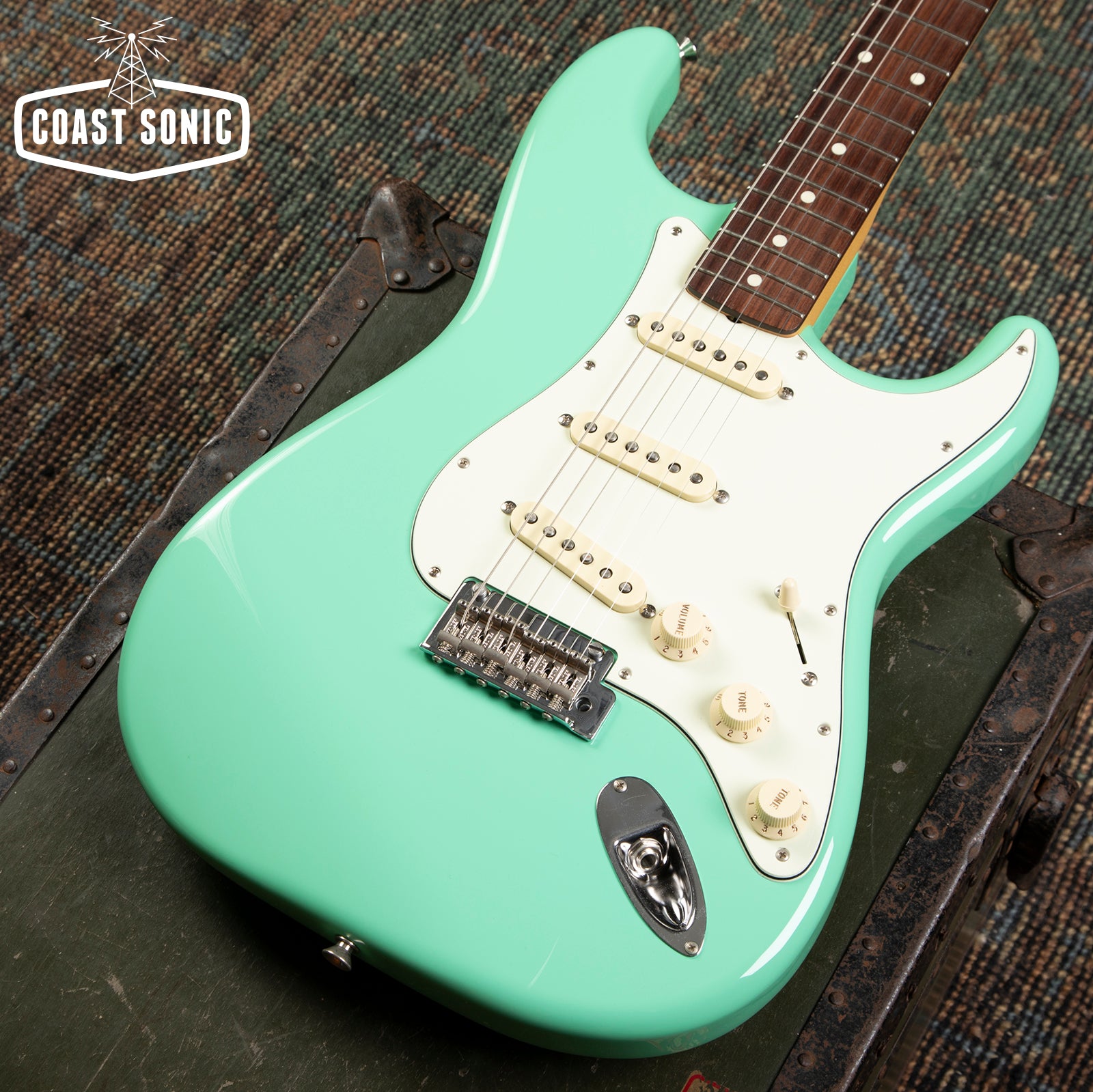 2020 Fender Hybrid 60's Stratocaster made in Japan -Surf Green