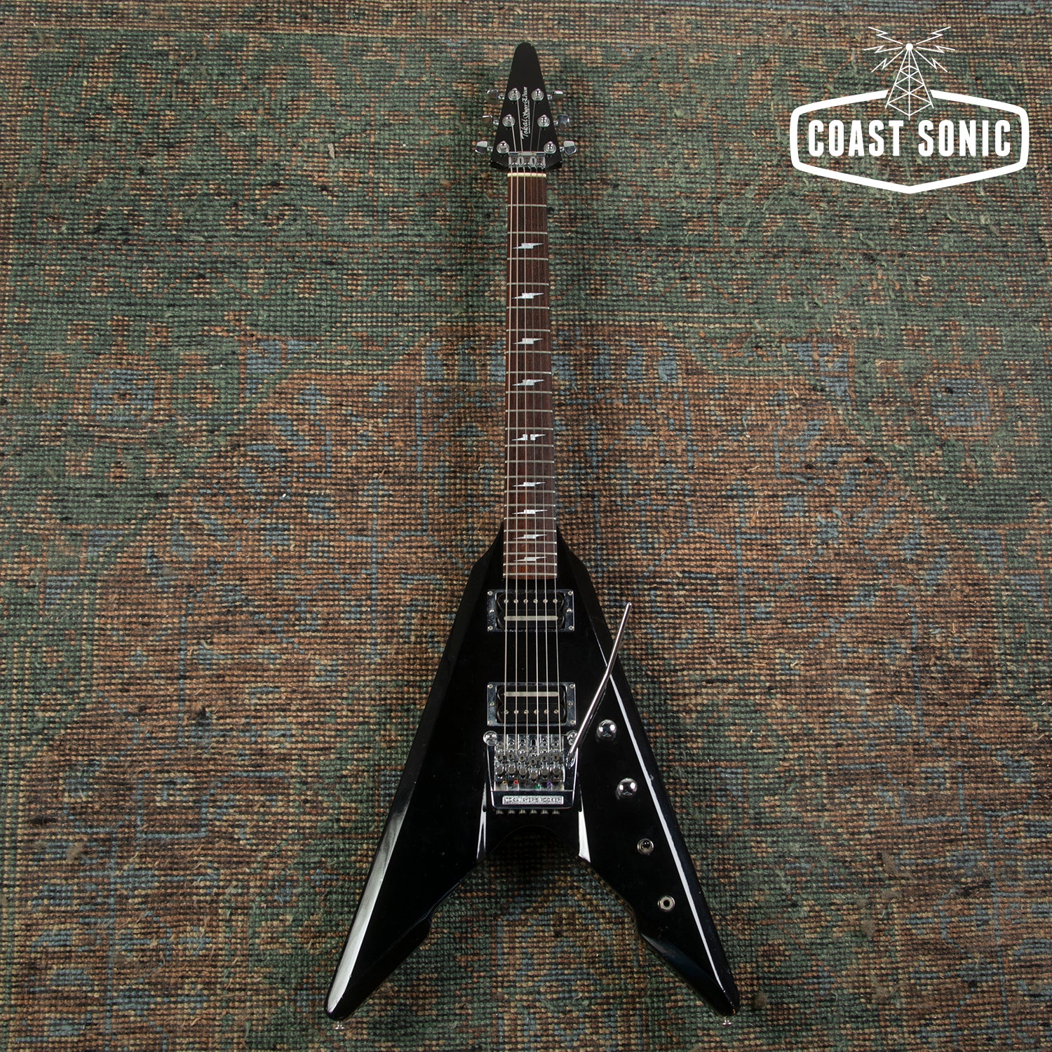 1982 Tokai FV-55 Super Edition Flying V Made in Japan Ayers Rocker tre