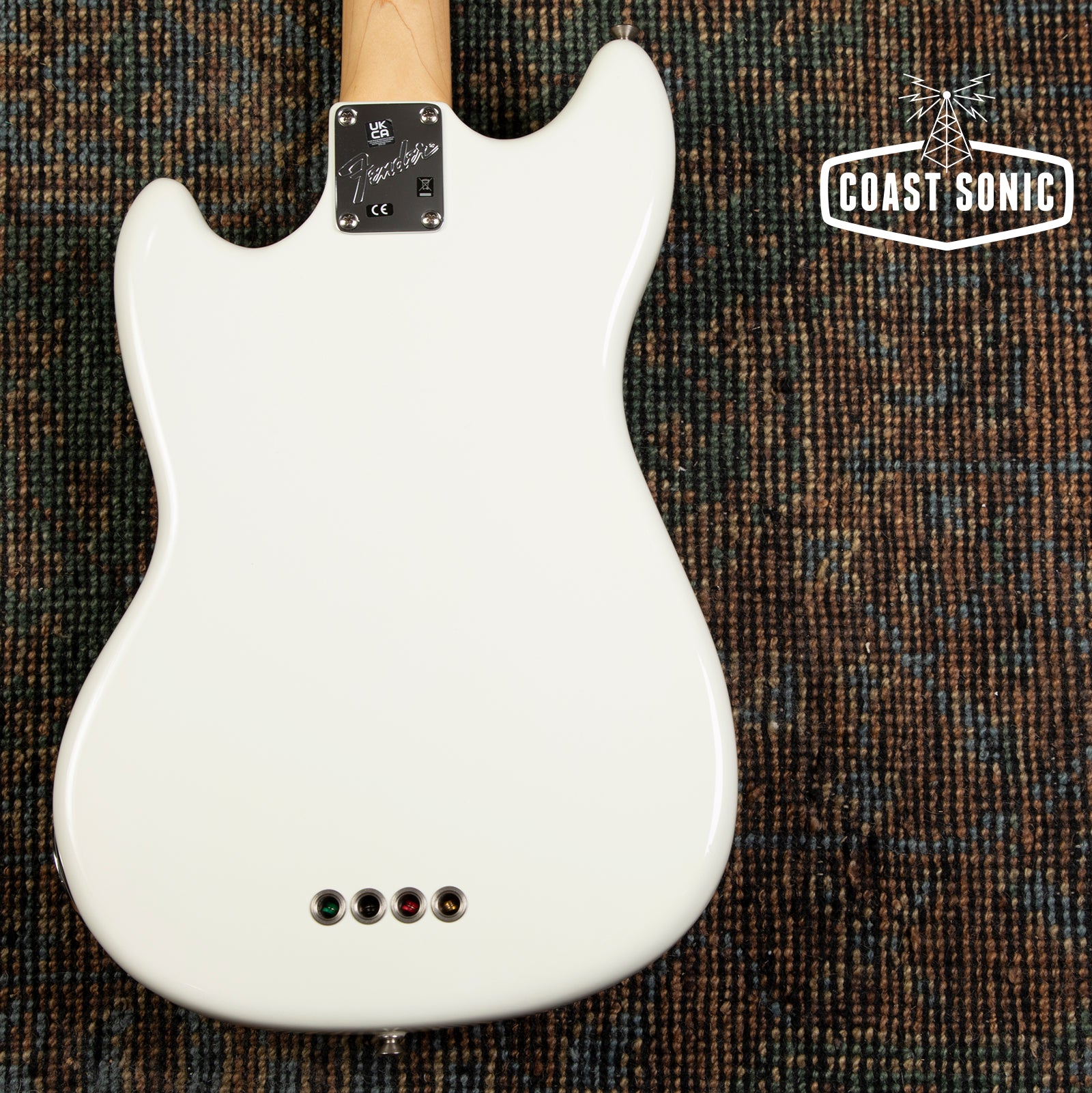 2022 Fender American Performer Mustang Bass - Arctic White