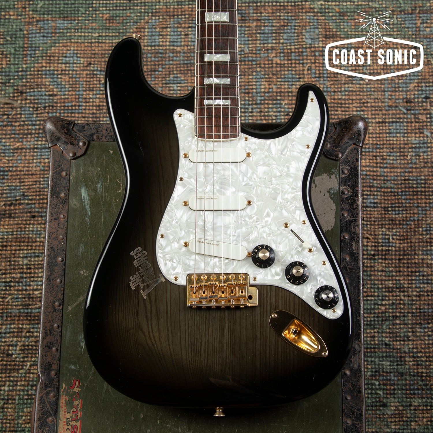 1996 Fender Limited Edition The Ventures Stratocaster ST-165VR made in