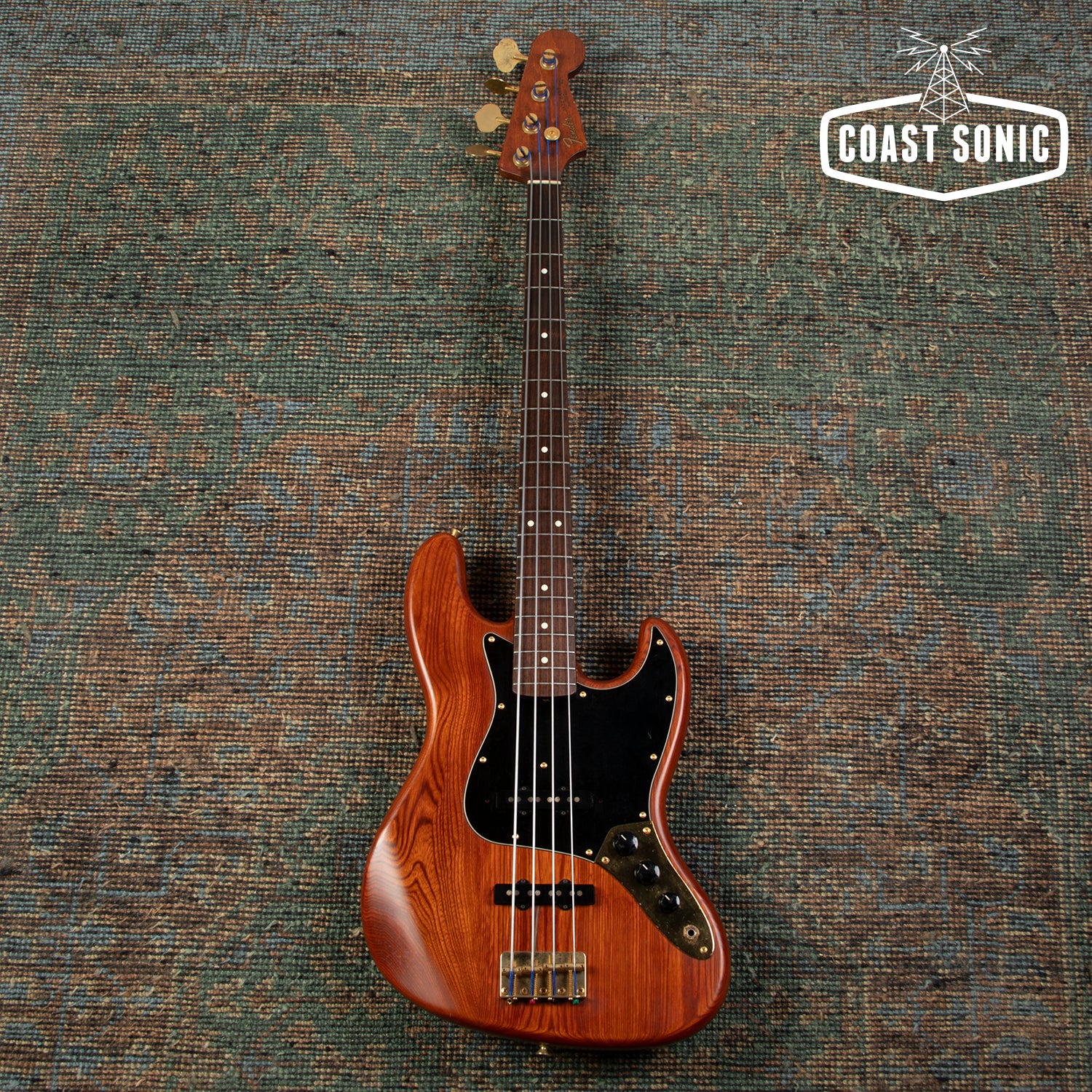 1993 Fender Order Made '62 Reissue Jazz Bass '62 Walnut Lacquer finish