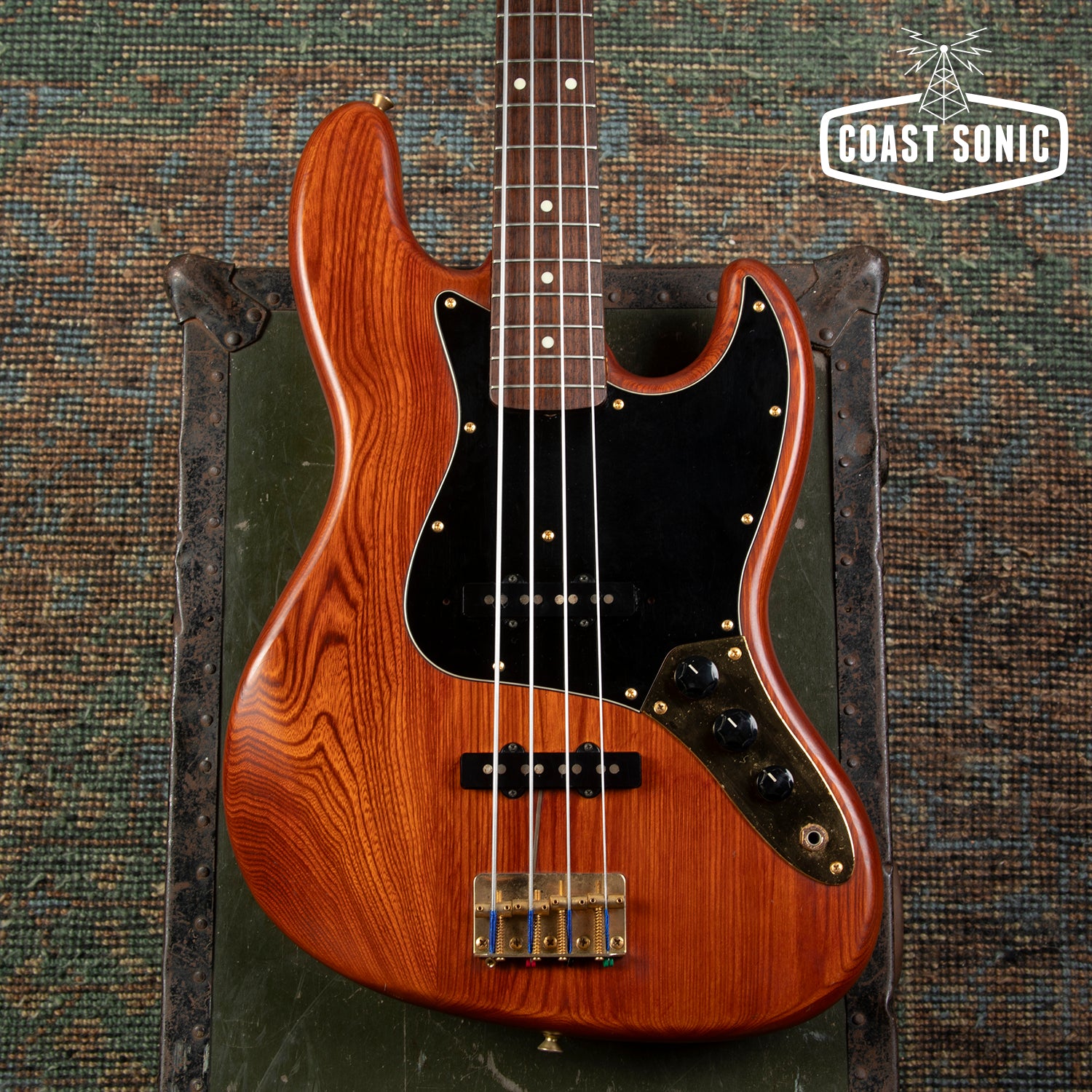 1993 Fender Order Made '62 Reissue Jazz Bass JB62-65 WAL Walnut Lacque