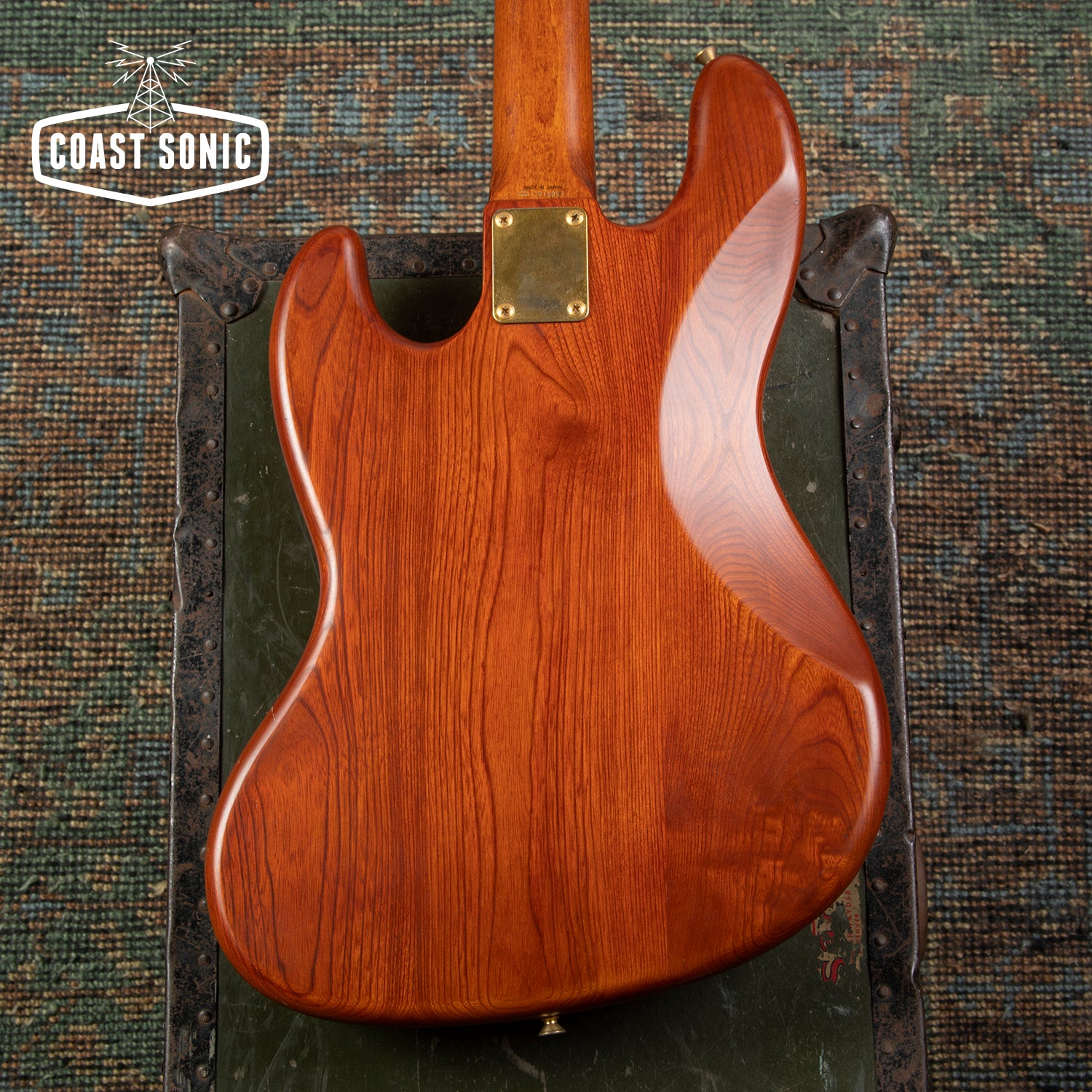 1993 Fender Order Made '62 Reissue Jazz Bass JB62-65 WAL Walnut Lacque