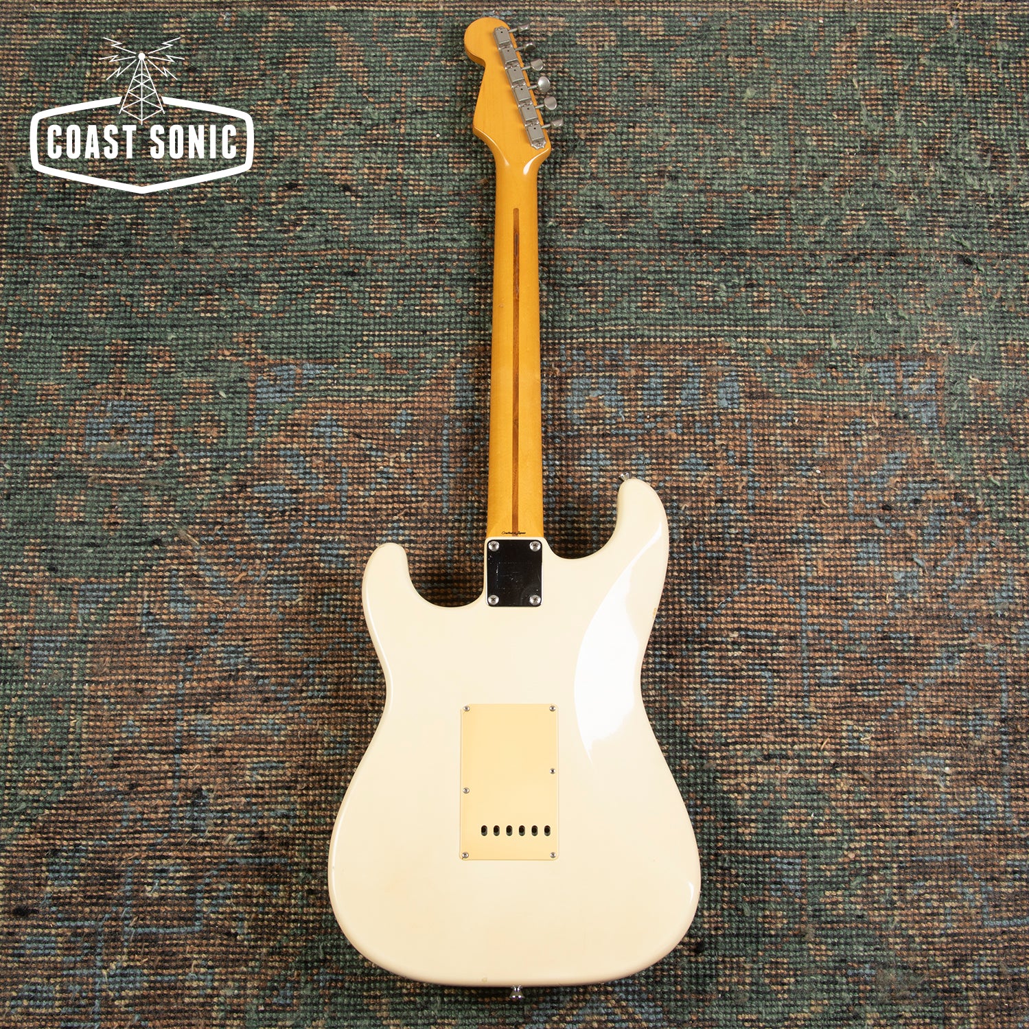 Fender Japan ST57 ホワイト 1976-1977 Fender Japan ST57 ホワイト 1976-1977 Fender Japan ST57 ホワイト