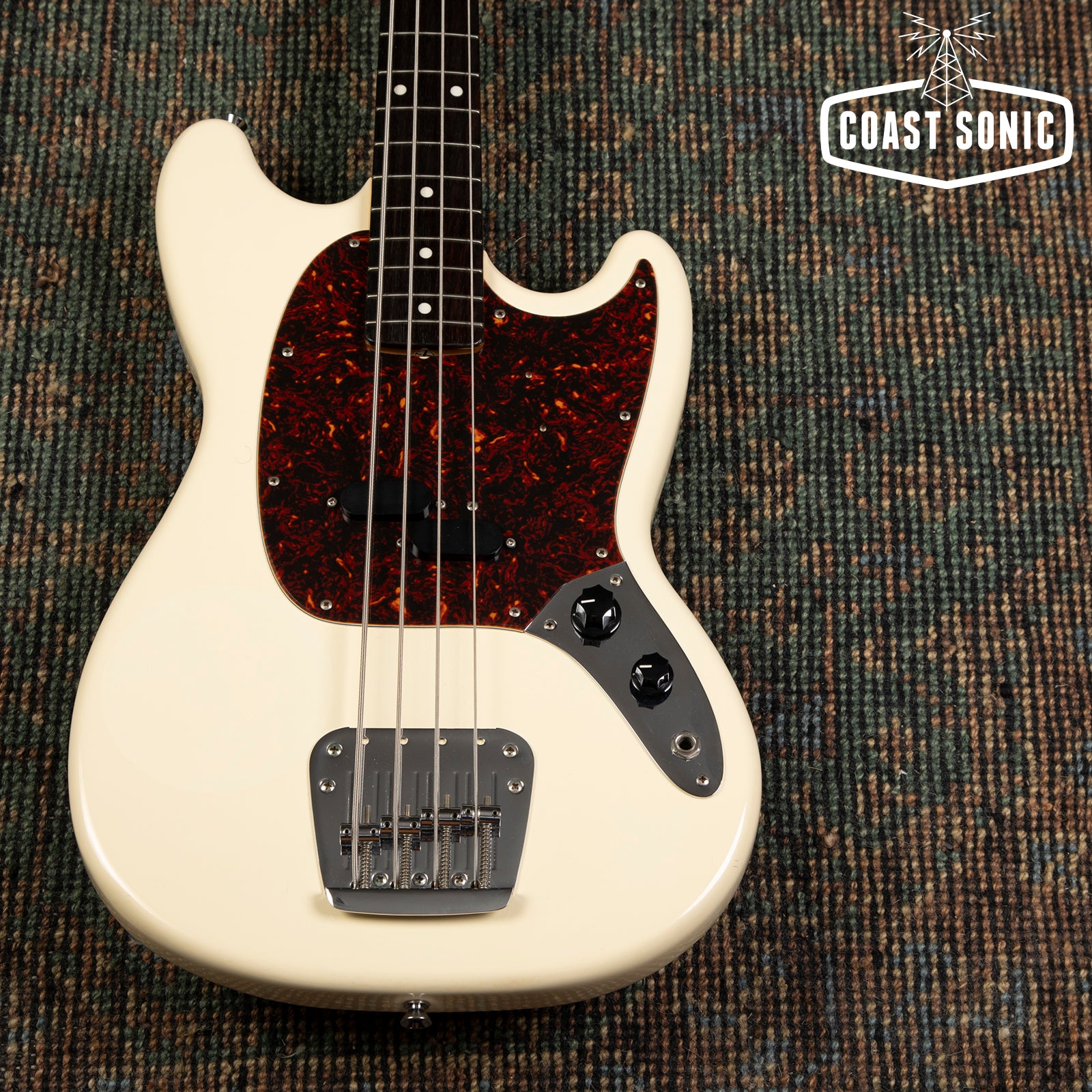 1999 Fender '66 Reissue Mustang Bass Crafted in Japan