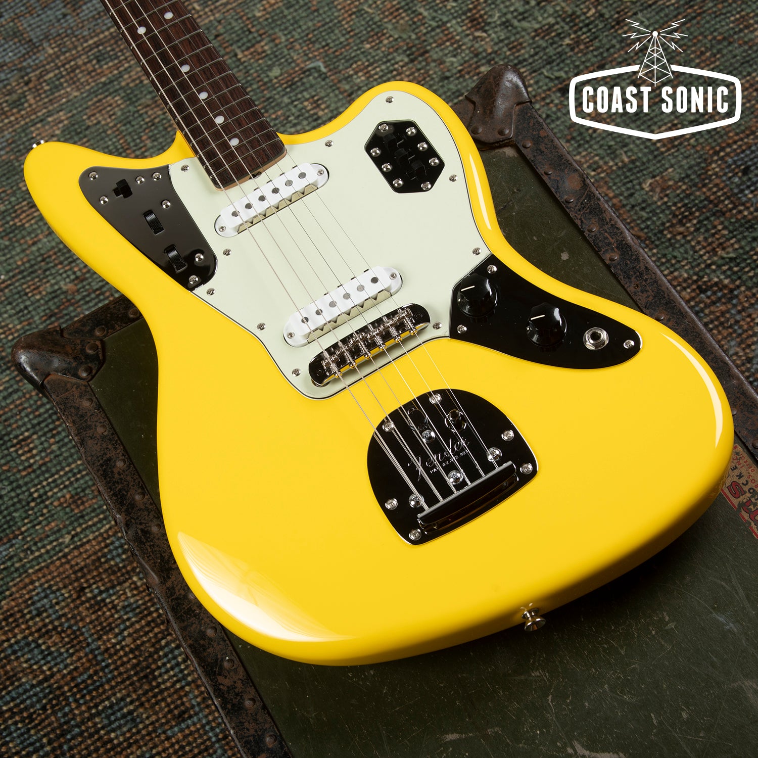 2026 Fender FSR Traditional 60s Jaguar Made in Japan MIJ Graffiti Yell