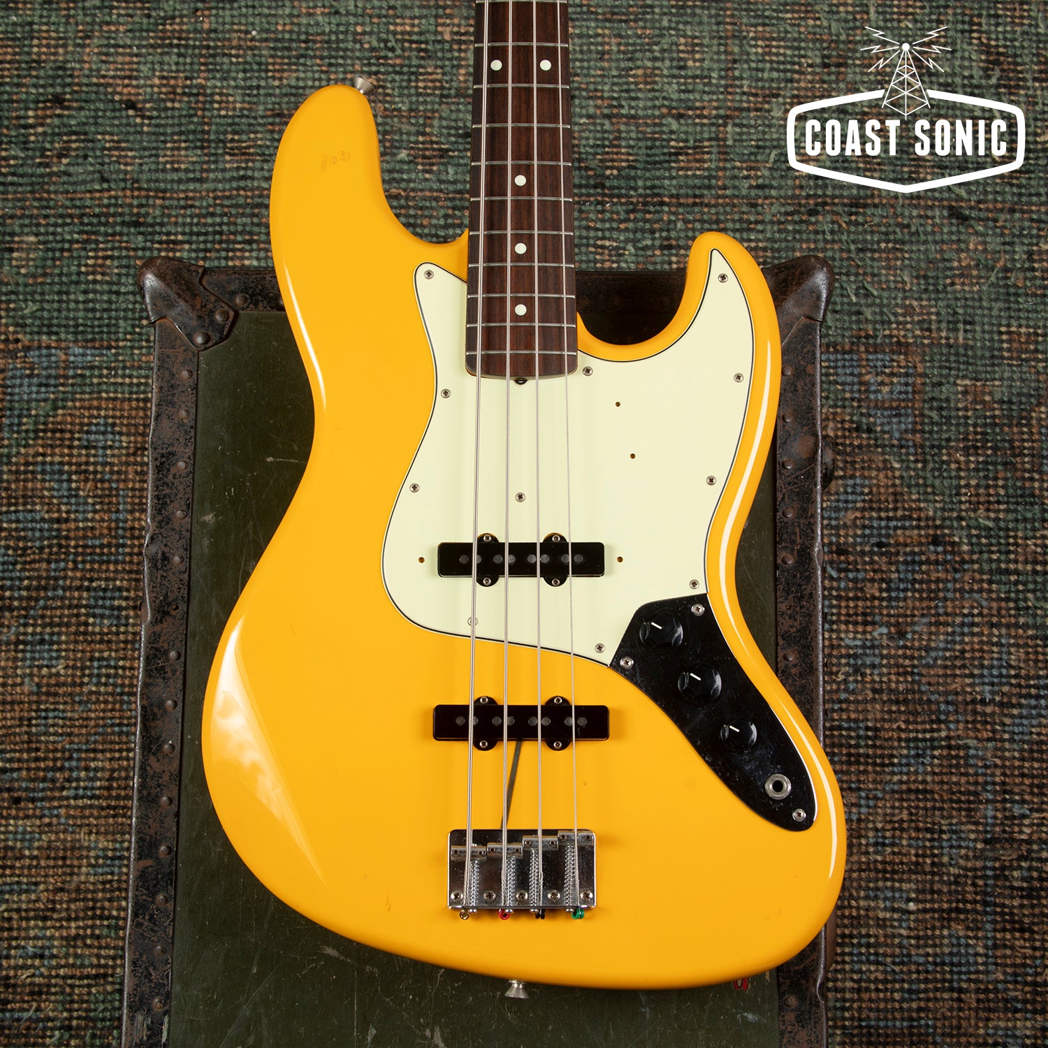 1999 Fender '62 Vintage Collection Jazz Bass JB62 Crafted in Japan CIJ