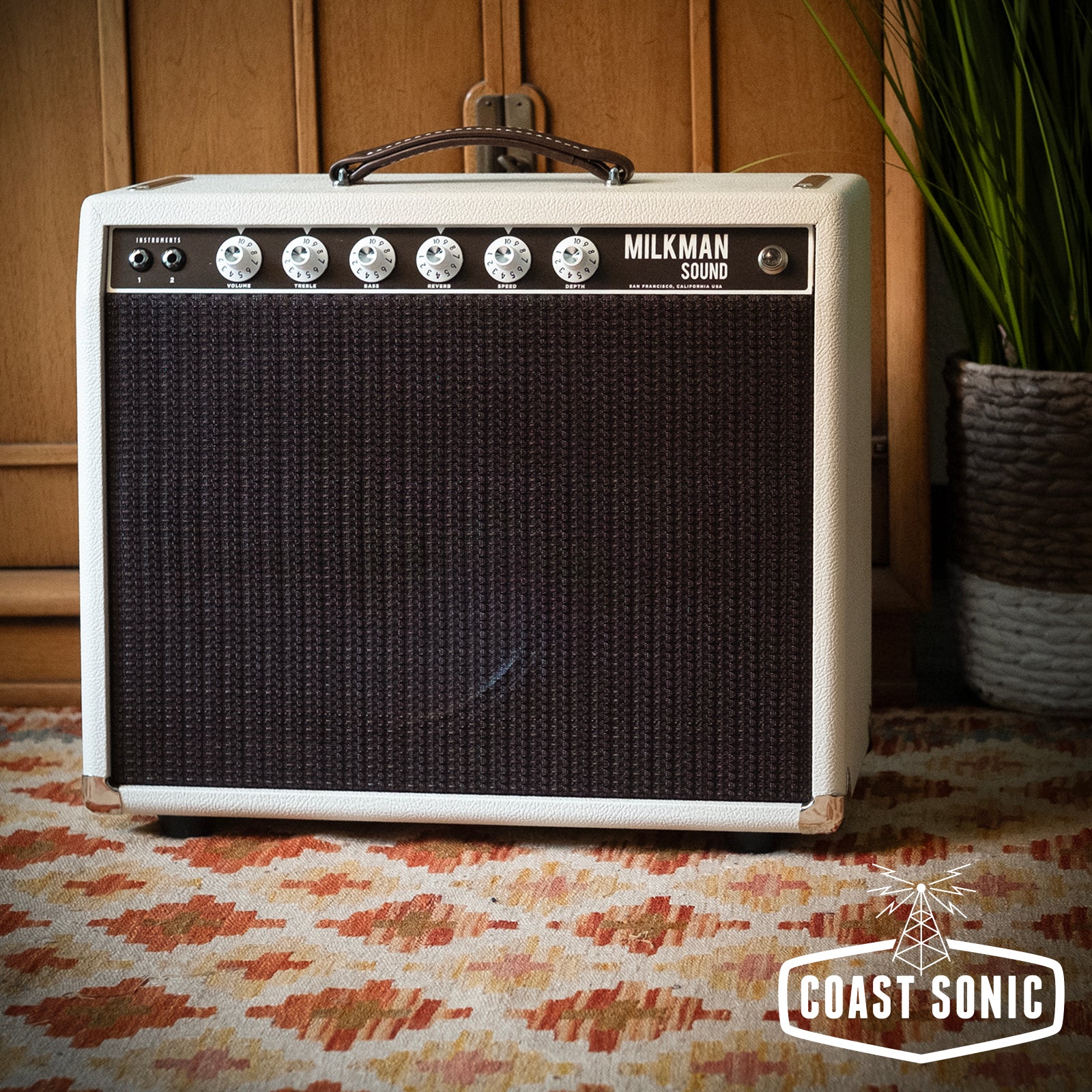 Milkman Sound Half Pint 5 watt combo Custom Ivory & Oxblood w/ Fane F2