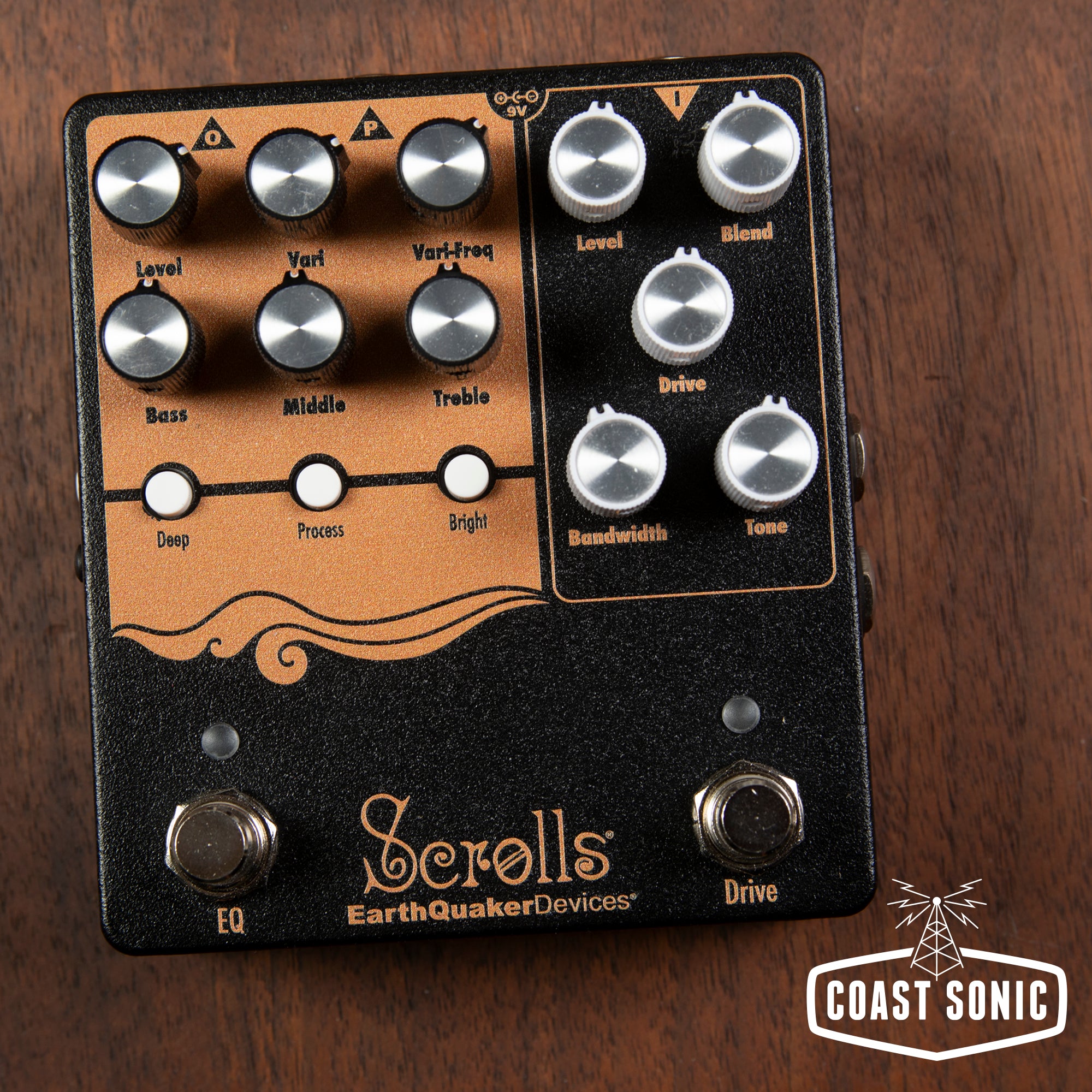 EarthQuaker Devices Scrolls Bass Odyssey