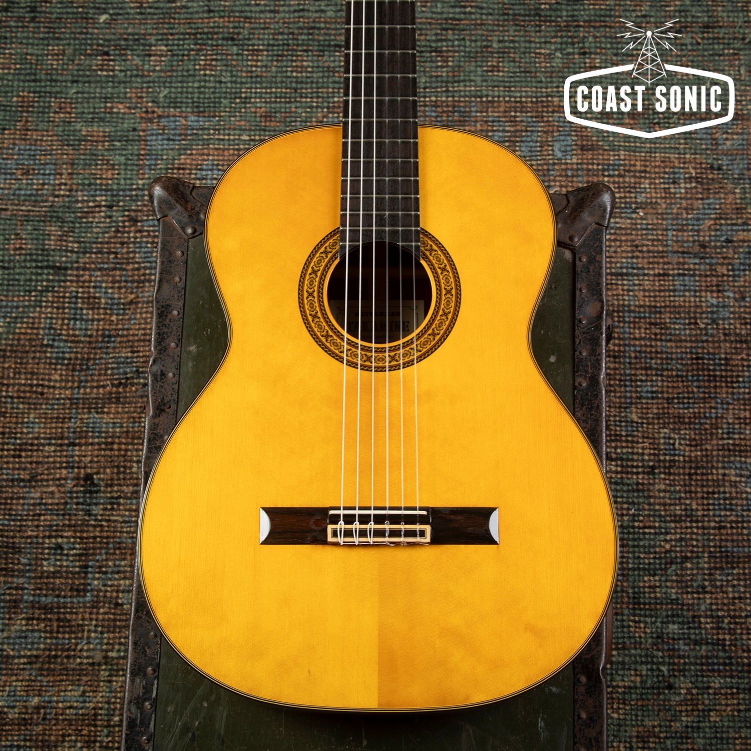 1980 Takamine No30 Classical Guitar made in Japan w/hardcase