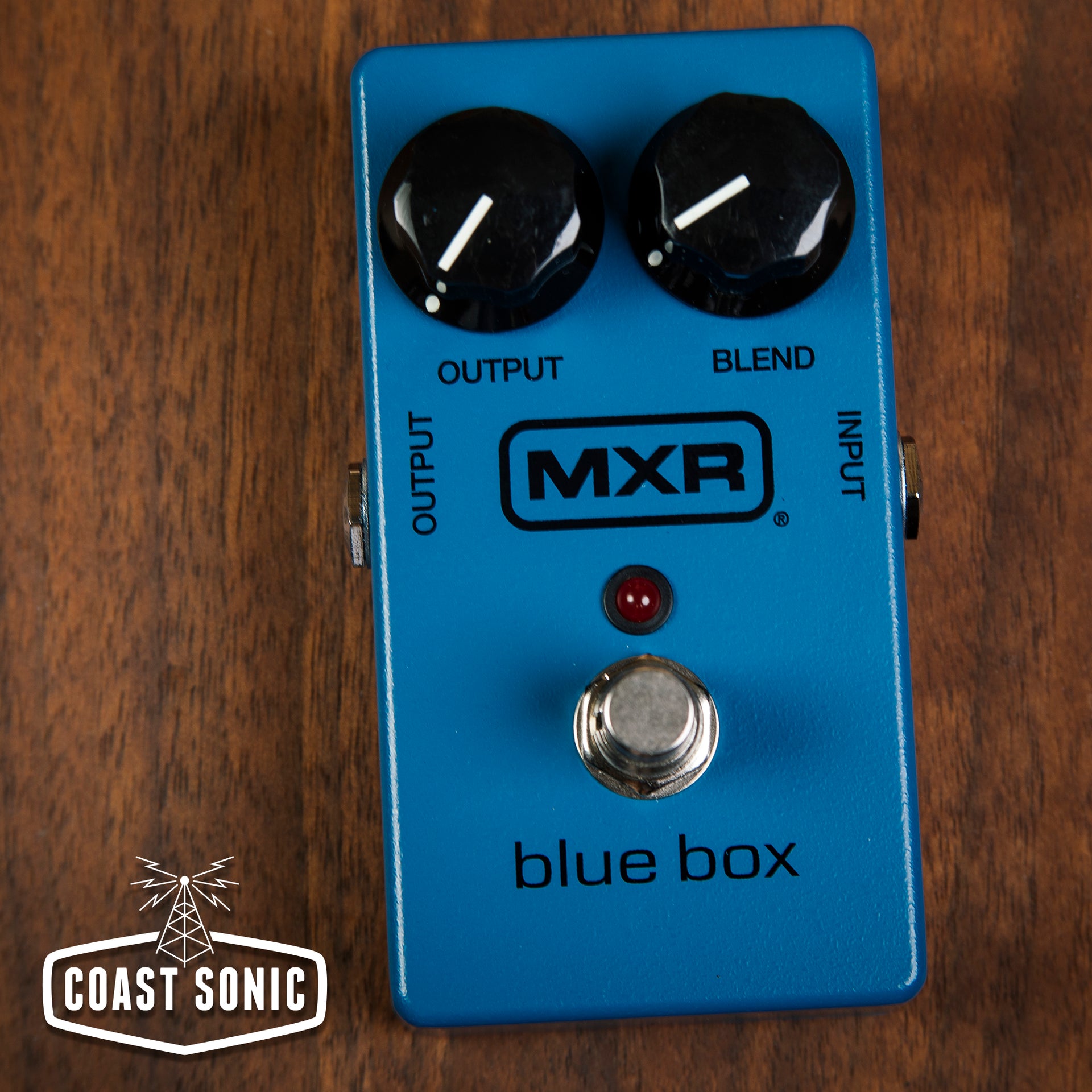 mxr blue box pedal MXR M103 Blue Box Octave Fuzz Distortion Pedal