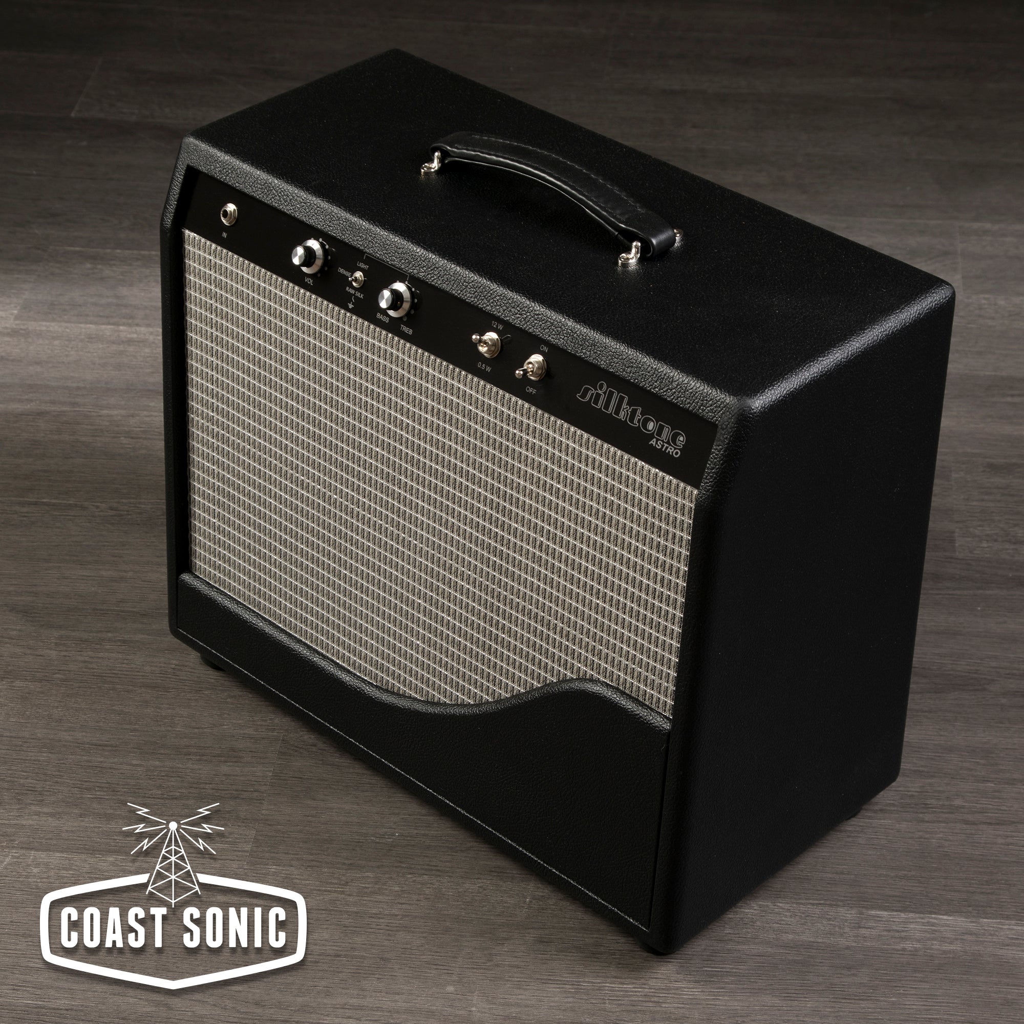 Silktone "The Astro" switchable 12 or .5 watts KT66 combo amp