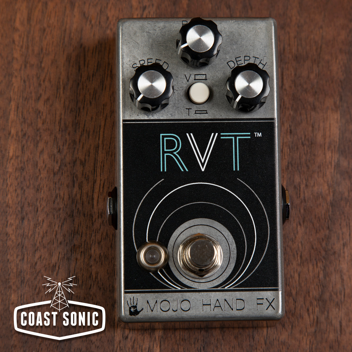 Mojo Hand FX RVT Vintage Reverb/Vibrato/Tremolo – Coast Sonic
